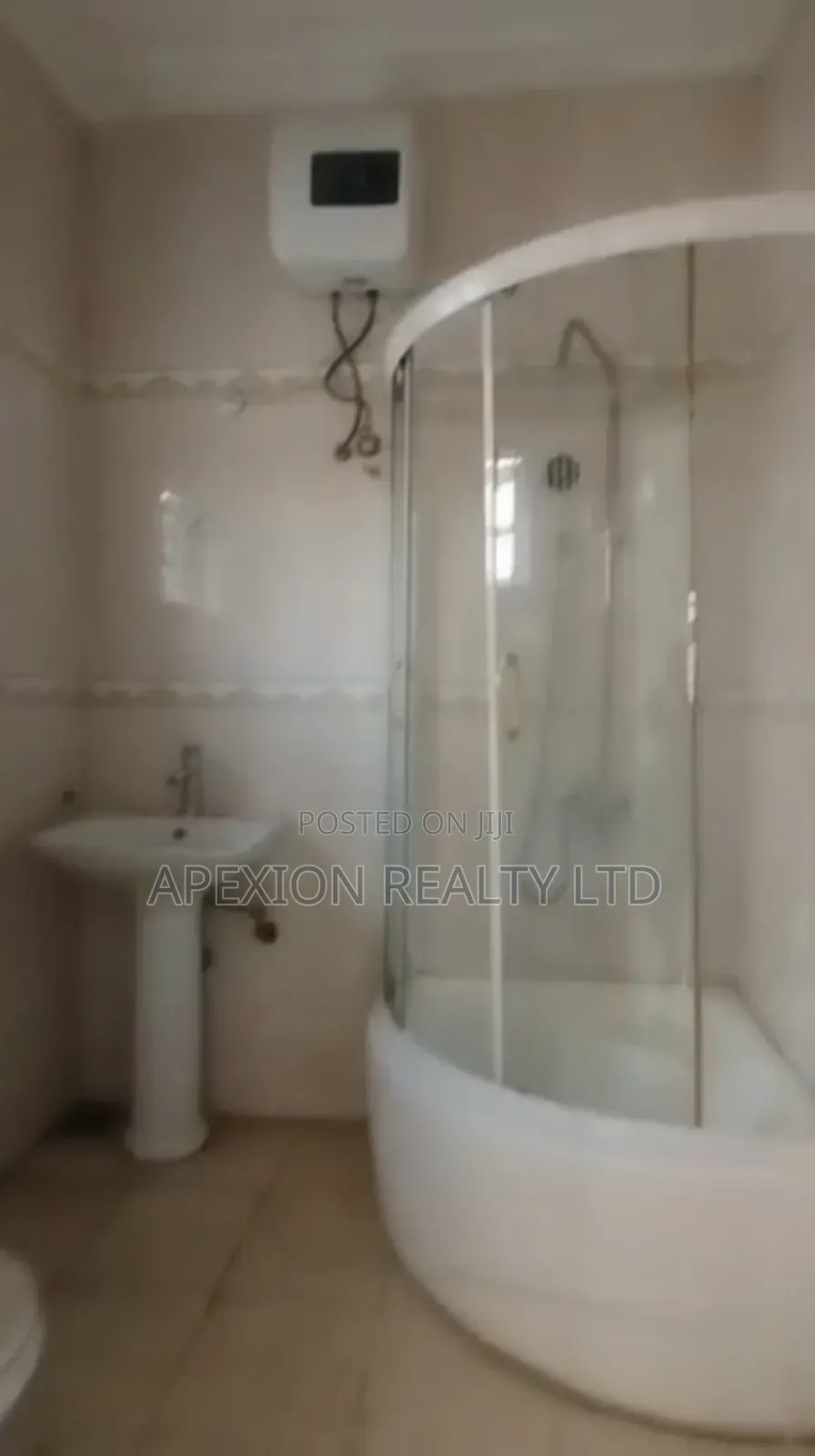 3bdrm House in Apexion Estate, Utako for rent in Utako