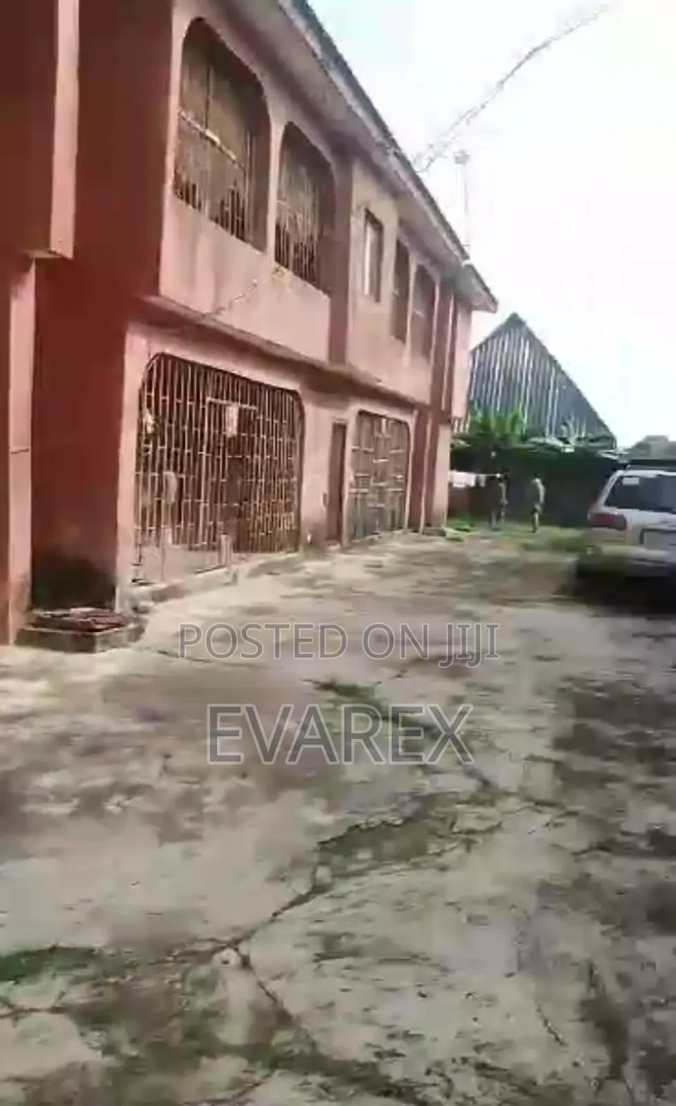 12bdrm Block of Flats in Ojo for sale in Ojo