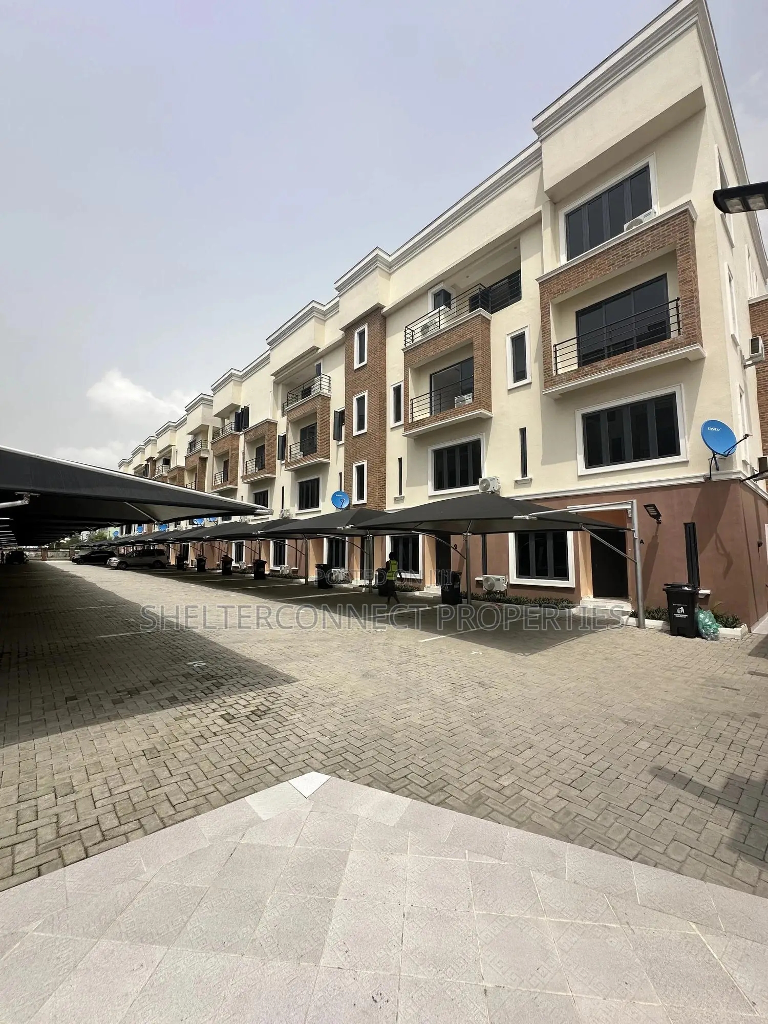 2bdrm Townhouse / Terrace in Lekki Phase 1 for rent in Lekki Phase 1