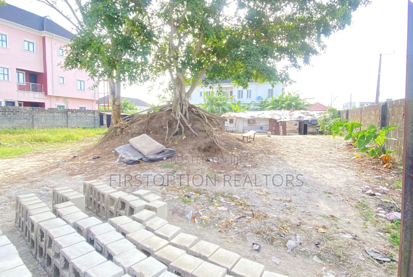 2plots of Cornerpiece Land With Cofo Off Monastery Road Sangotedo in Sangotedo