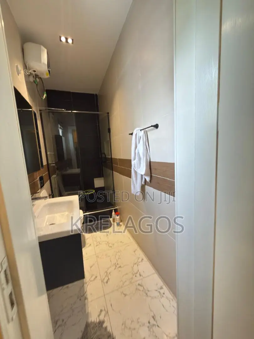 Furnished 2bdrm Apartment in Chevron for sale in Chevron