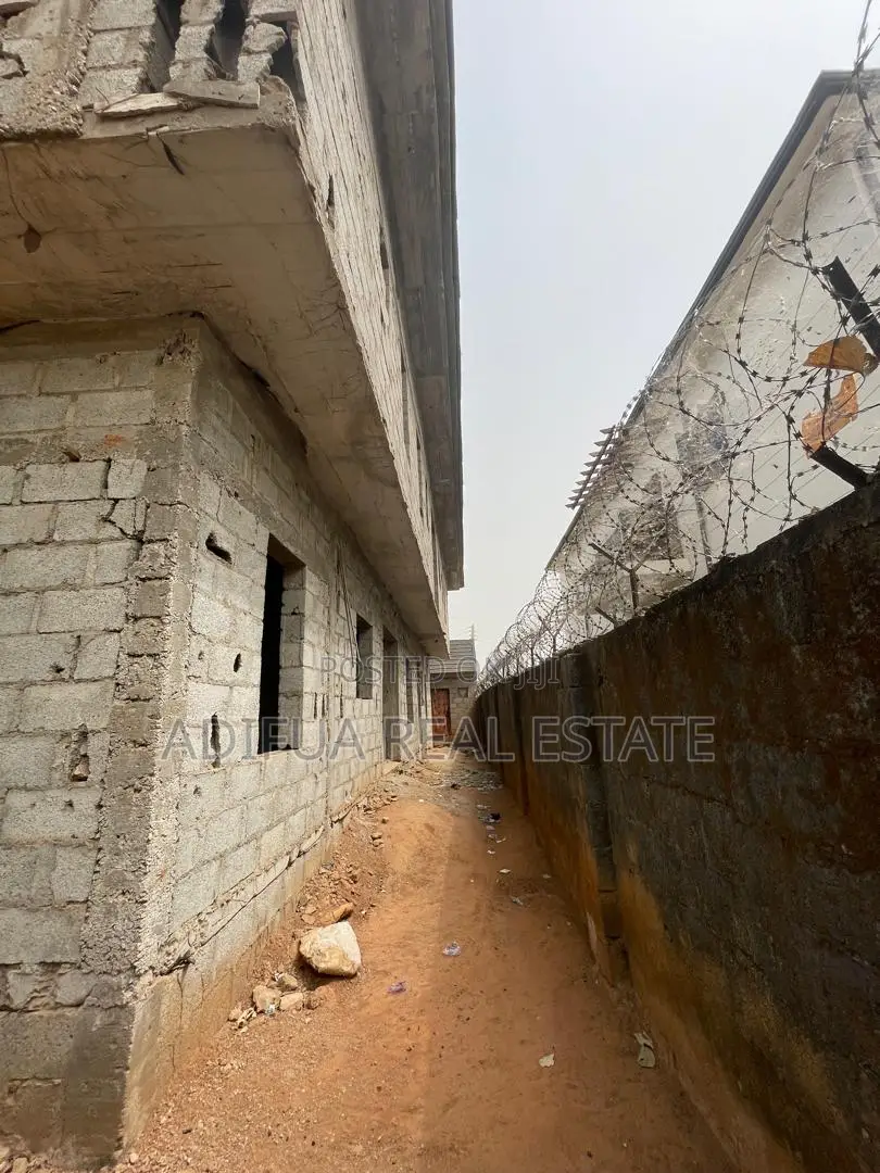 2bdrm Block of Flats in Kubwa for sale in Kubwa