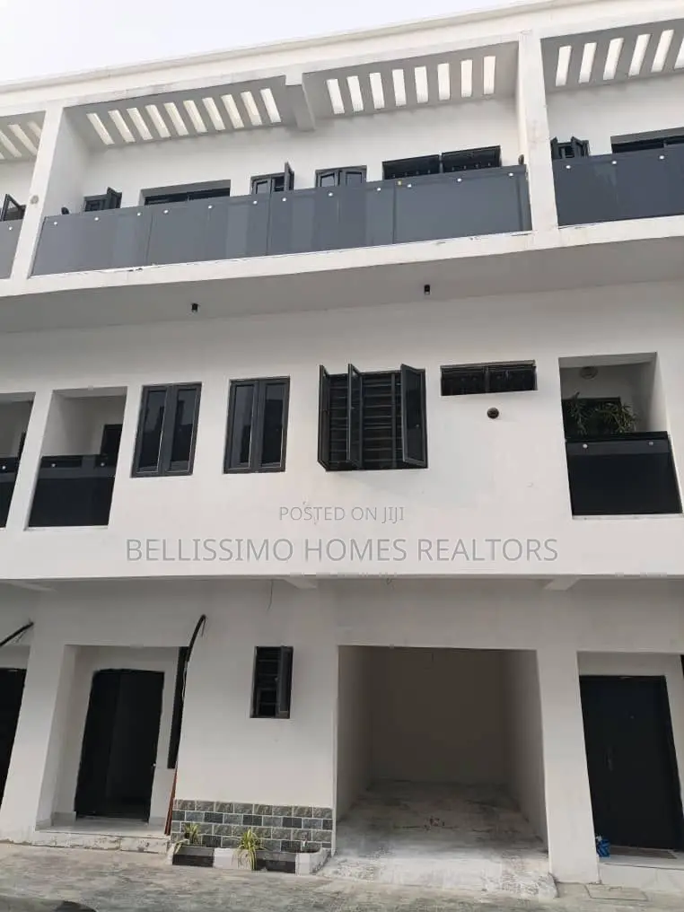4bdrm Townhouse/Terrace in Lekki Phase 1 for sale in Lekki Phase 1