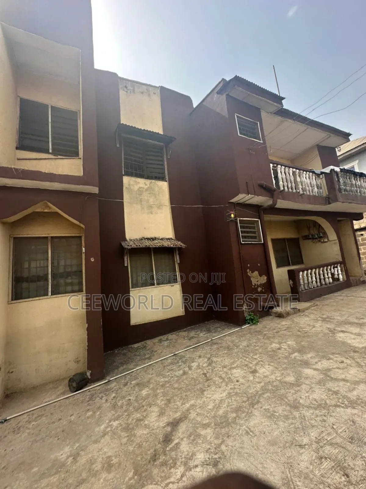 3bdrm Block of Flats in Felele Challenge for sale in CHallenge / Ibadan
