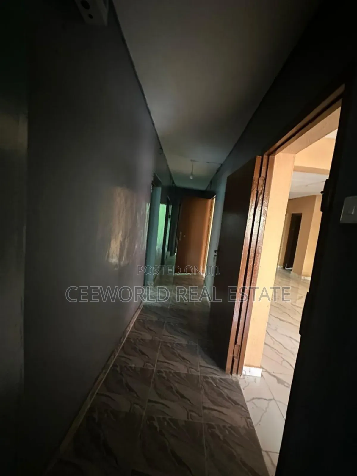 3bdrm Block of Flats in Felele Challenge for sale in CHallenge / Ibadan