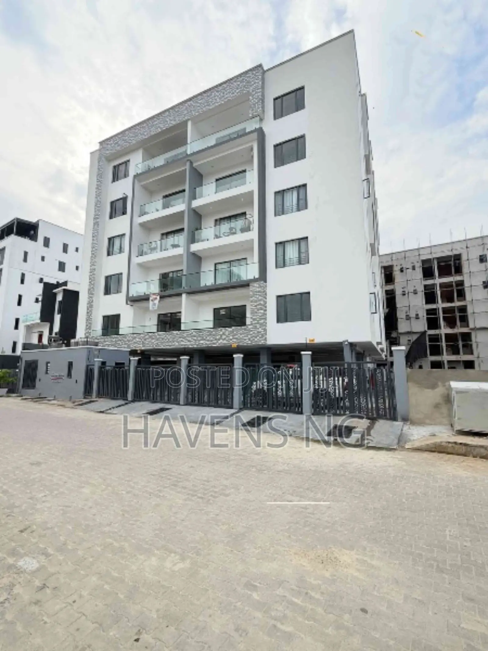 2bdrm Apartment in Lekki Phase 1 for sale in Lekki Phase 1