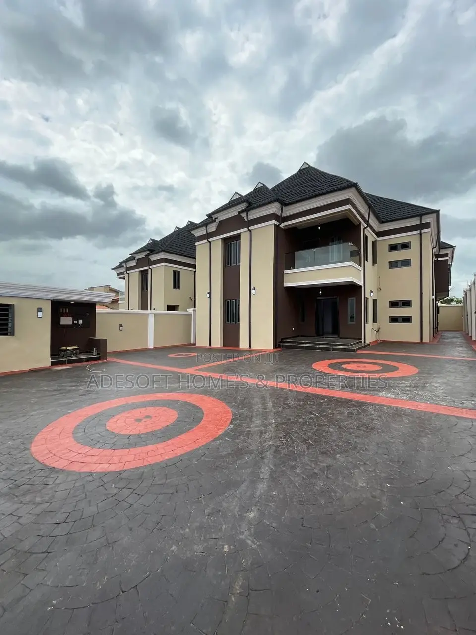 5bdrm Duplex in Malami Estate, Oluyole for sale in Oluyole