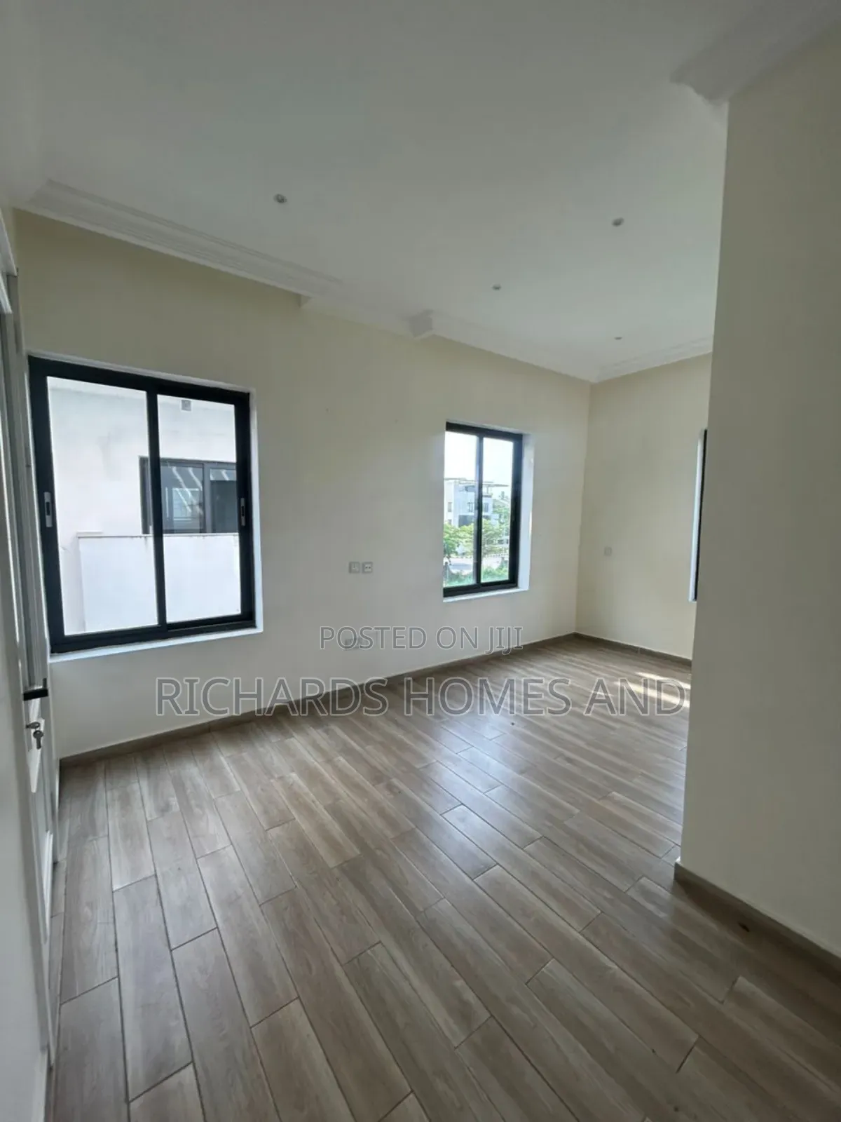 5bdrm Duplex in Banana Island Estate for rent in Banana Island
