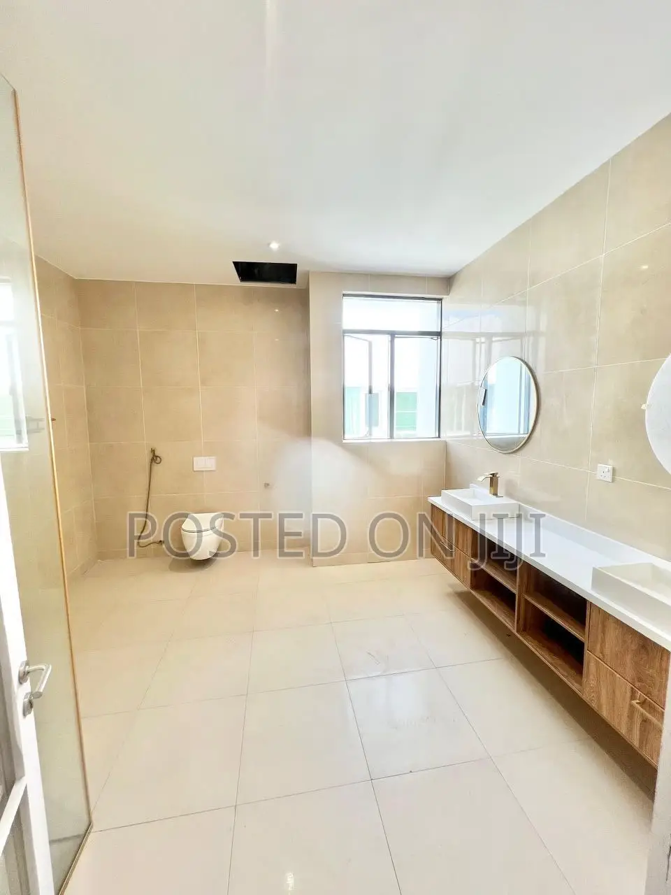 5bdrm Duplex in Ajah Lekki for sale in Ajah