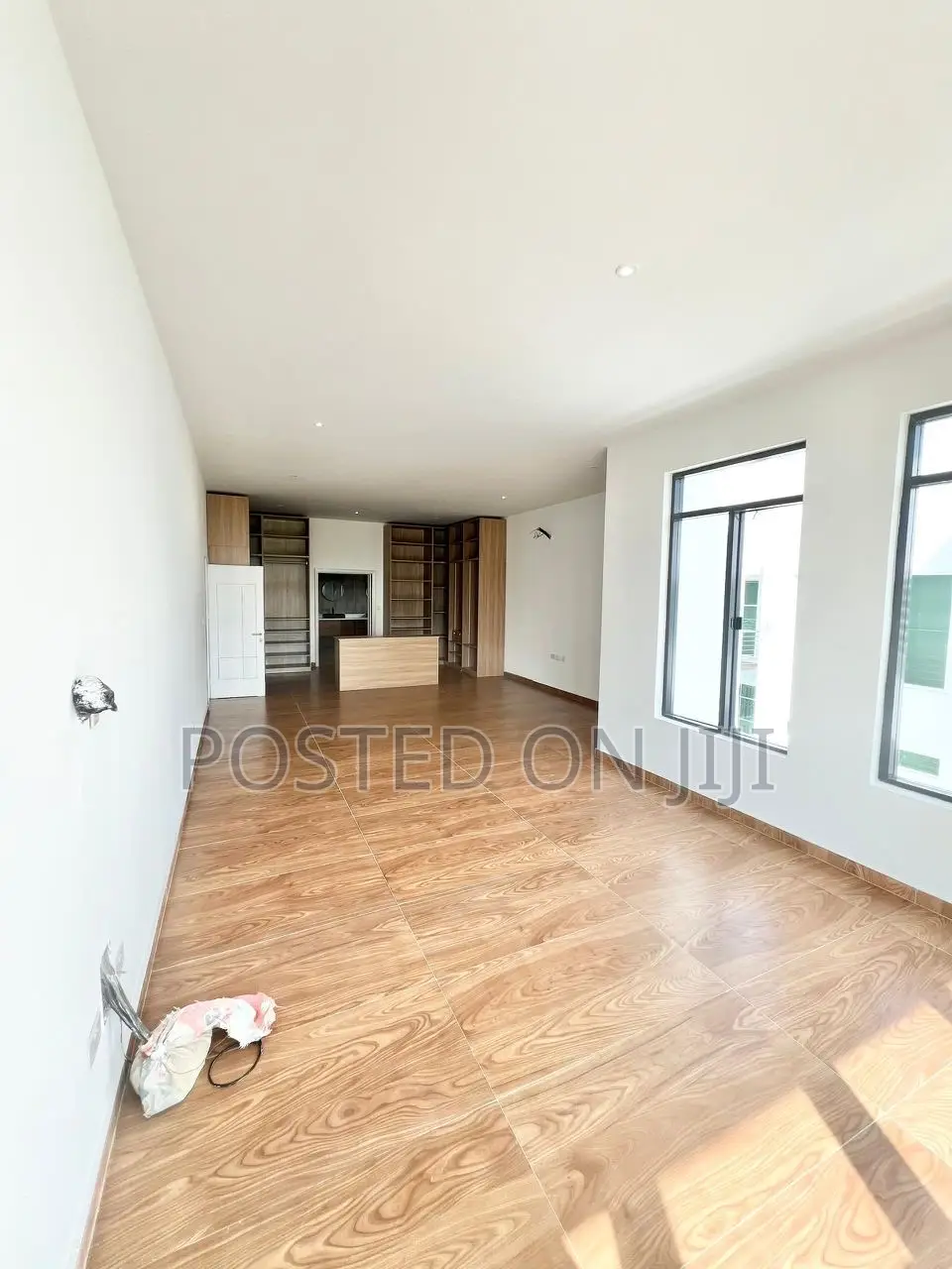 5bdrm Duplex in Ajah Lekki for sale in Ajah