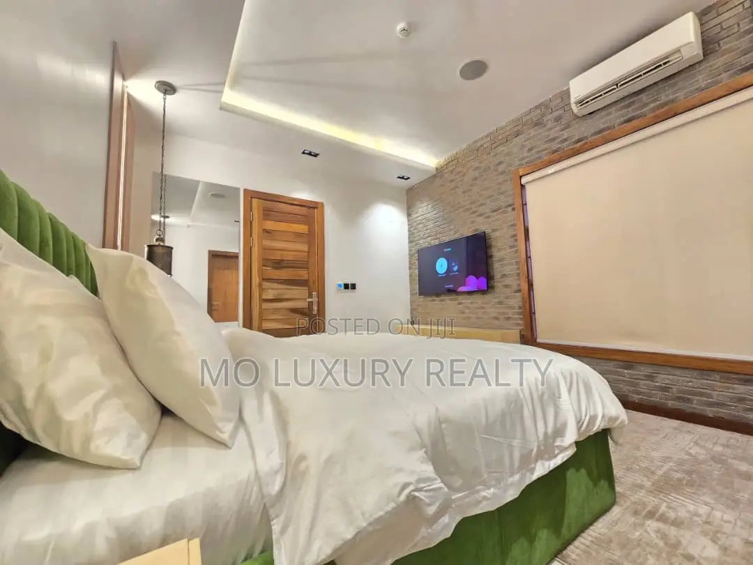 Furnished 2bdrm Apartment in Lekki Phase 1 for sale in Lekki Phase 1