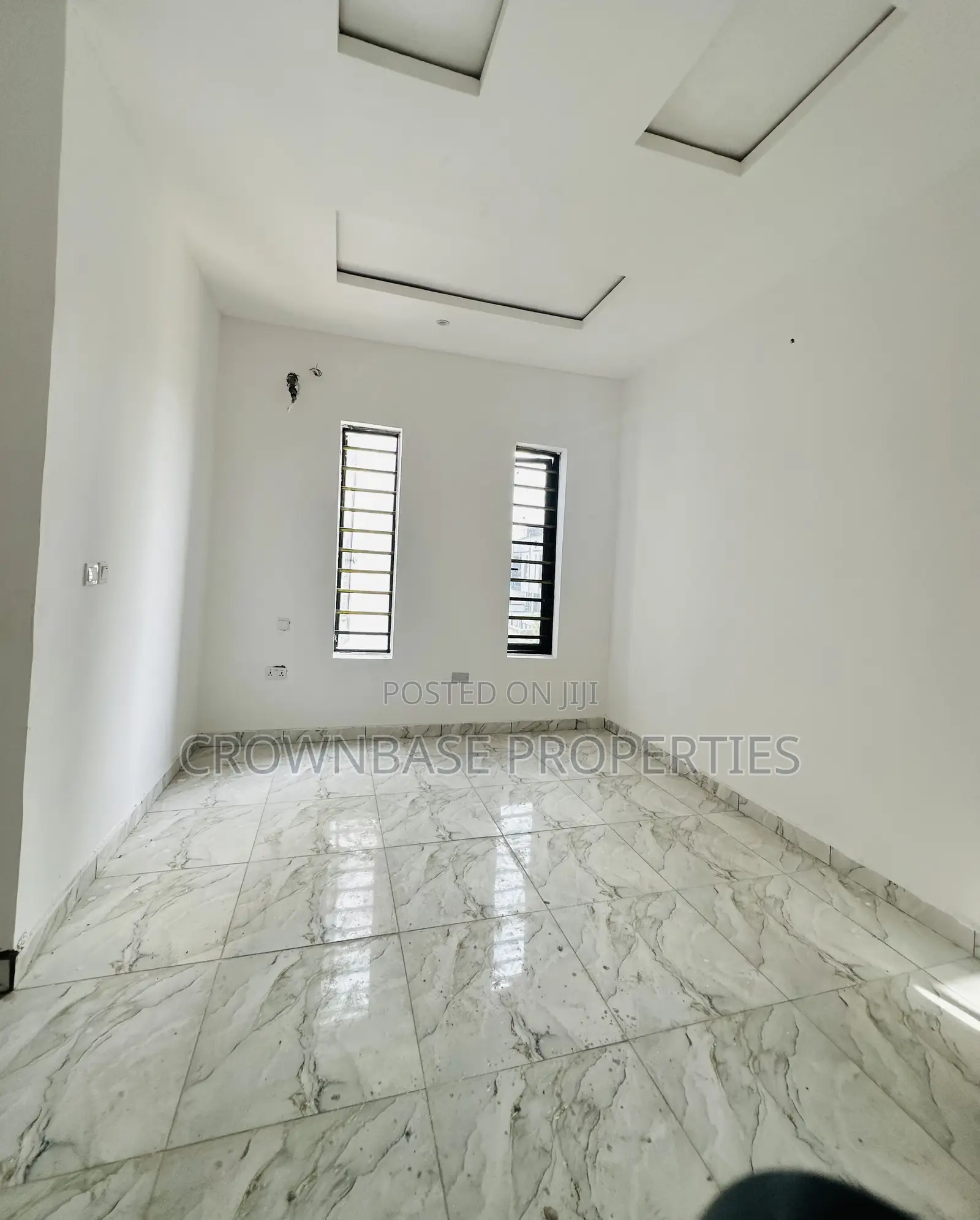 2bdrm Duplex in Abraham Adesanya Estate for sale in Abraham Adesanya Estate