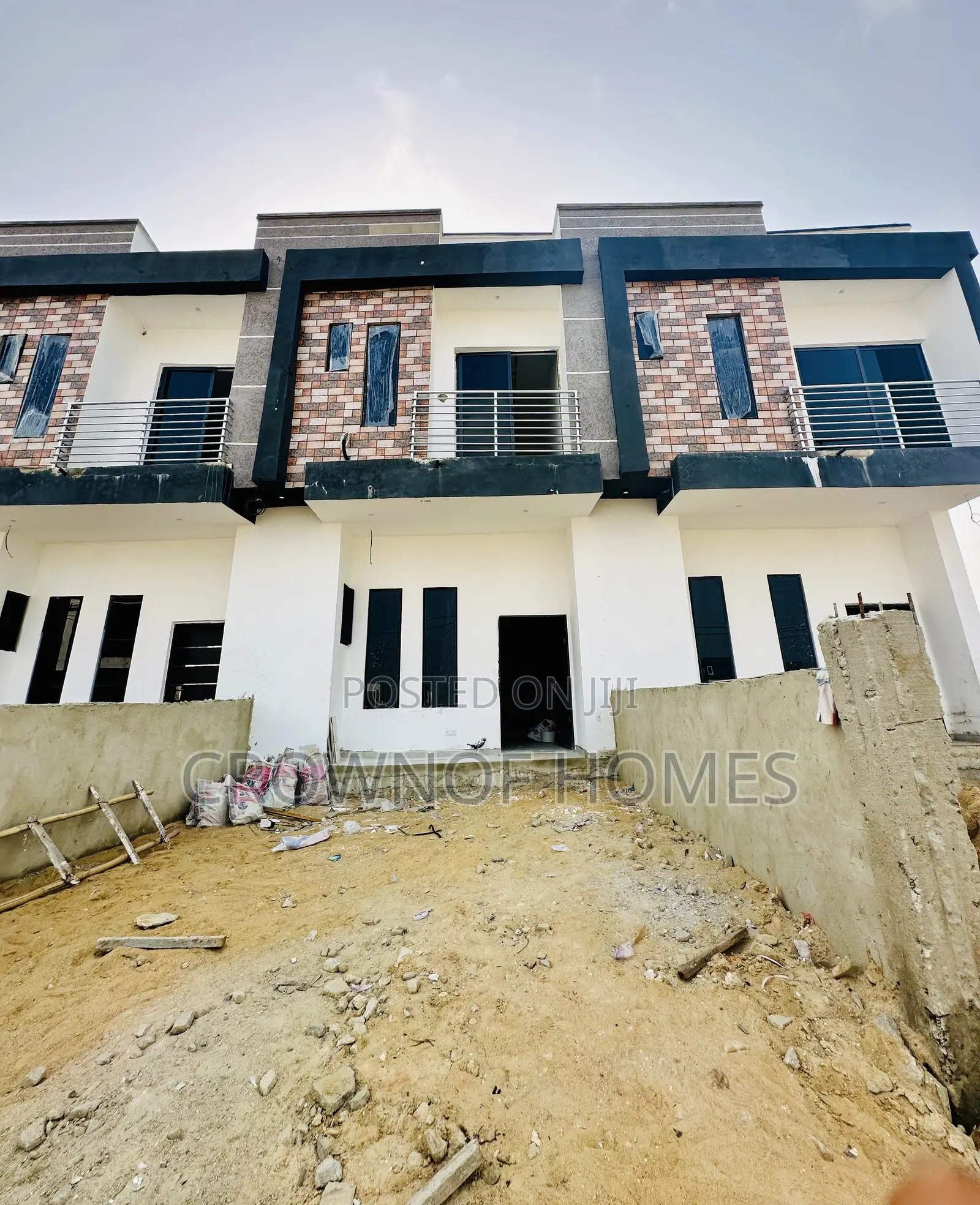 2bdrm Duplex in Abraham Adesanya Estate for sale in Abraham Adesanya Estate