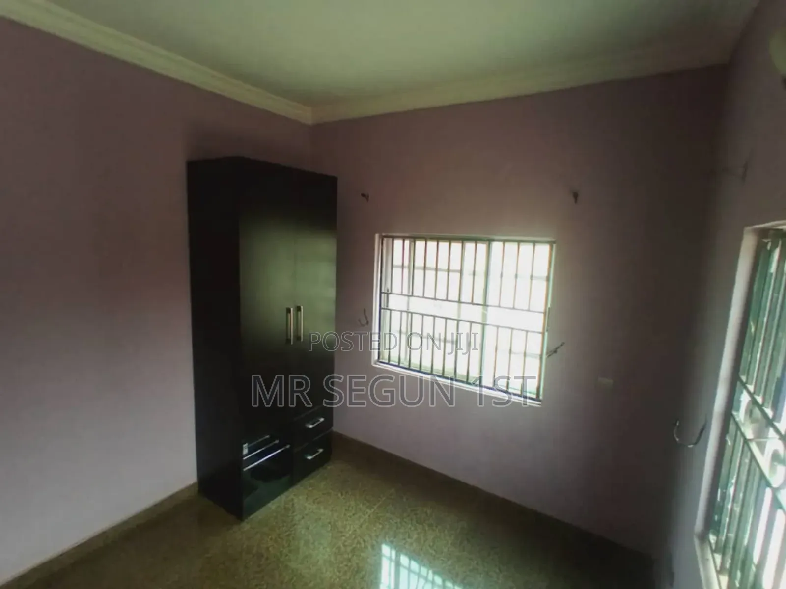 3bdrm Block of Flats in Oluyole Estate for rent in Oluyole Estate