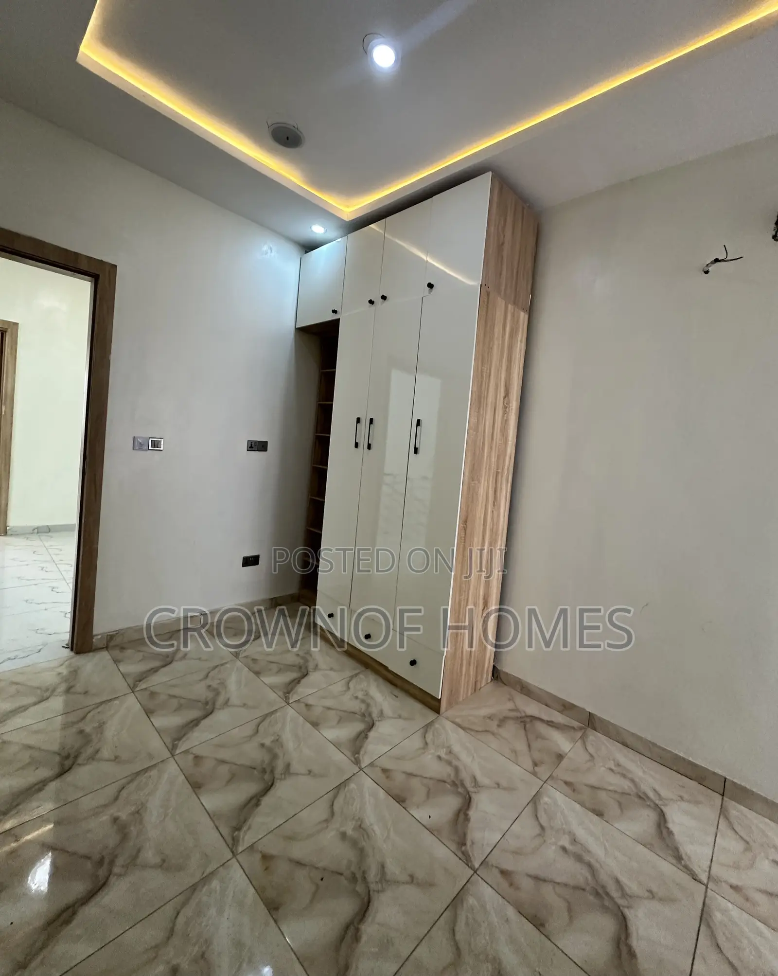 4bdrm Duplex in Abraham Adesanya Estate for sale in Abraham Adesanya Estate