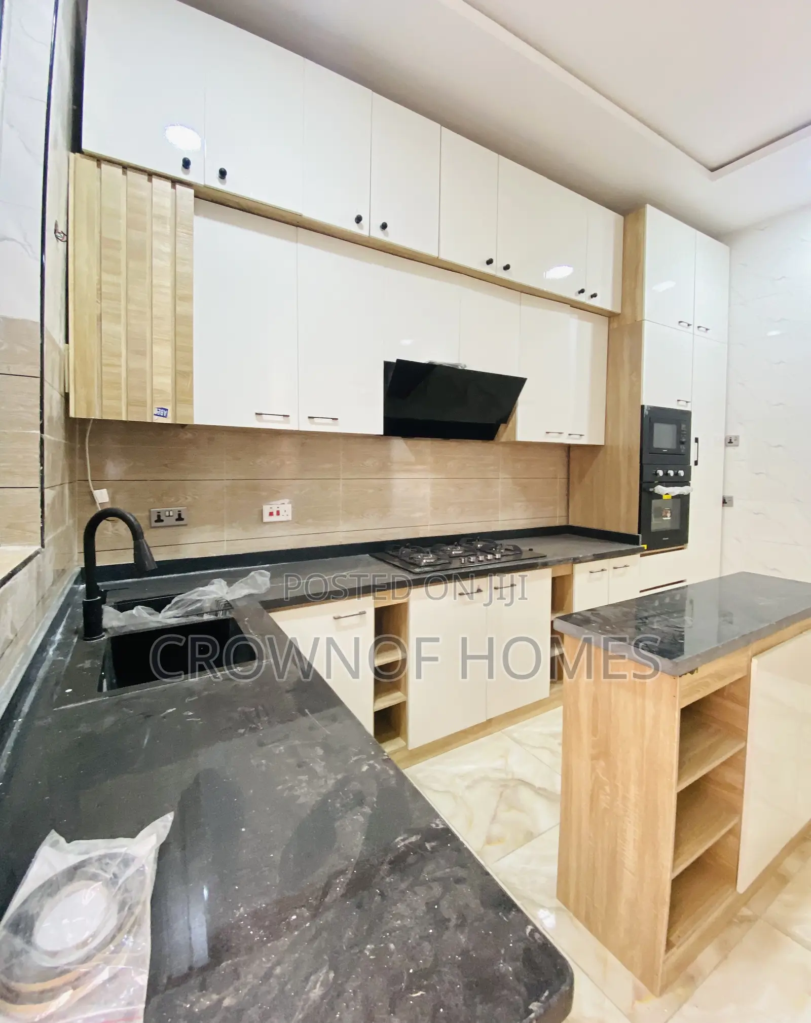 4bdrm Duplex in Abraham Adesanya Estate for sale in Abraham Adesanya Estate