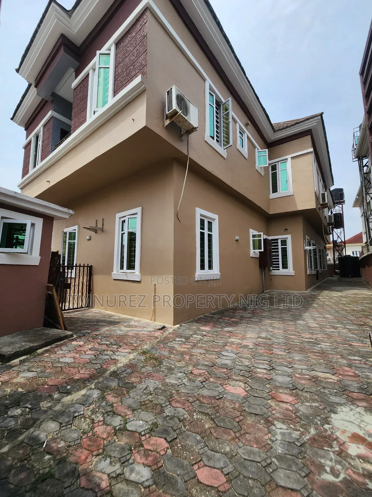 Mini Flat in Lekki Couty Home, Ikota for rent in Ikota