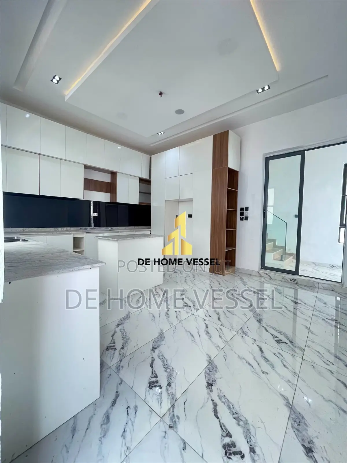 5bdrm Duplex in Lekki for sale in Lekki