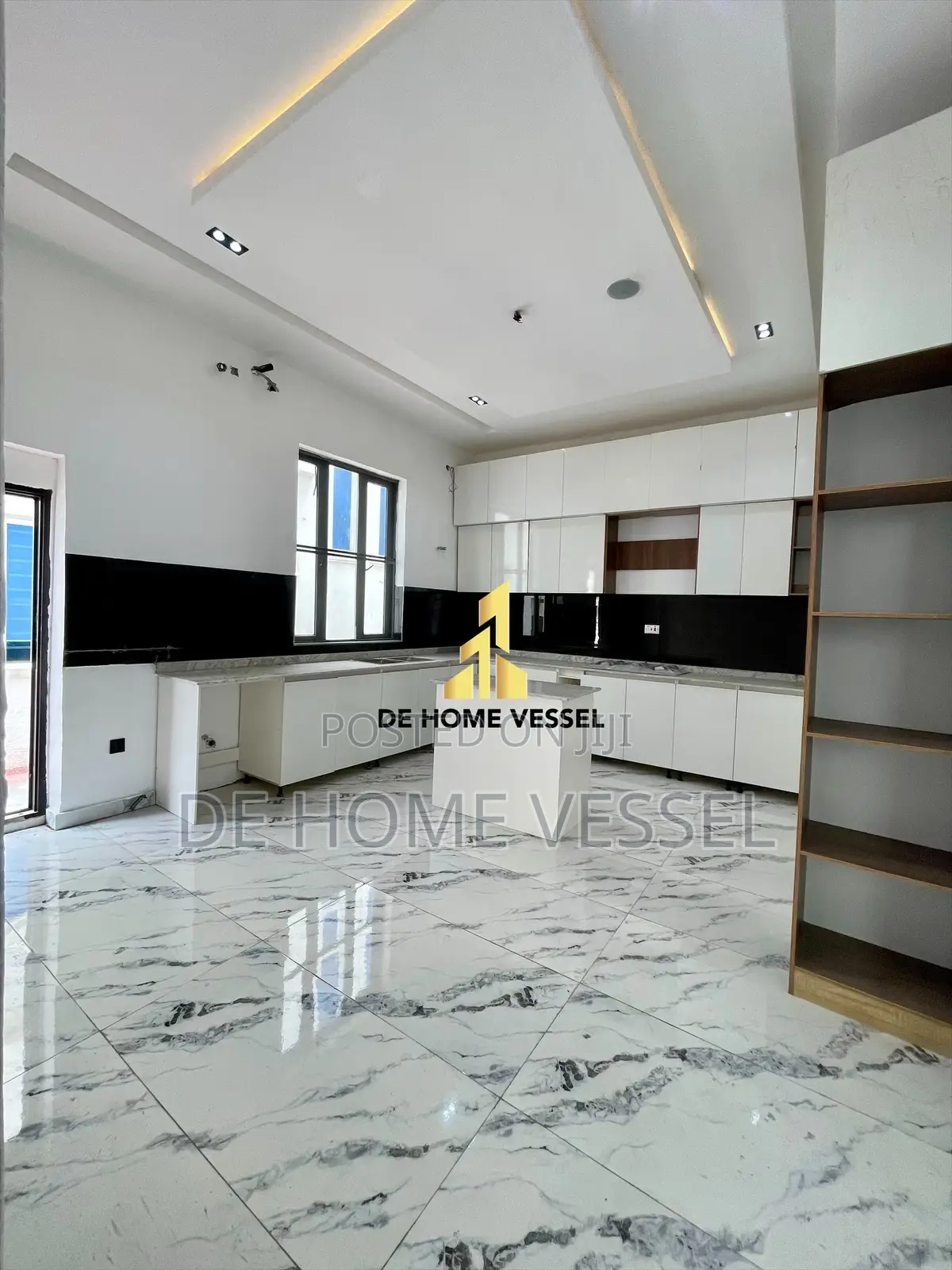 5bdrm Duplex in Lekki for sale in Lekki
