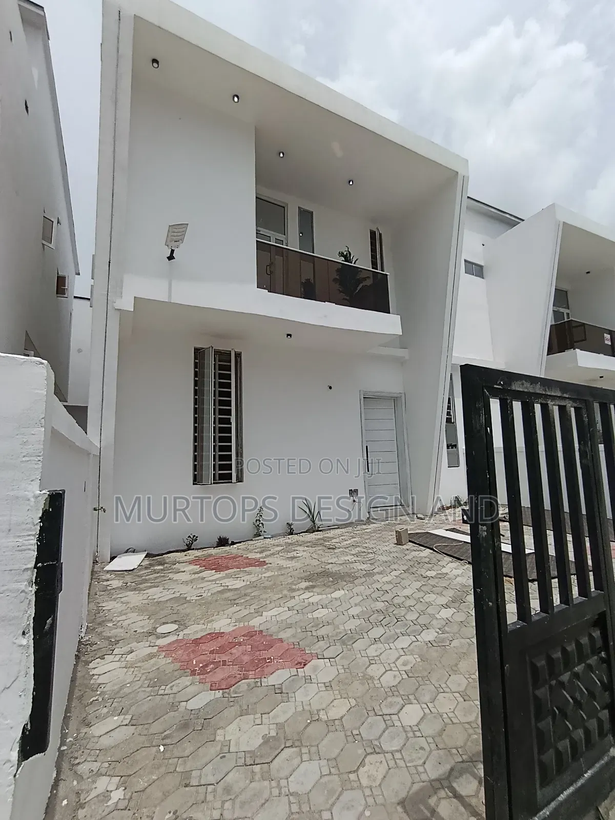 4bdrm Duplex in Gra, Lekki for sale in Lekki