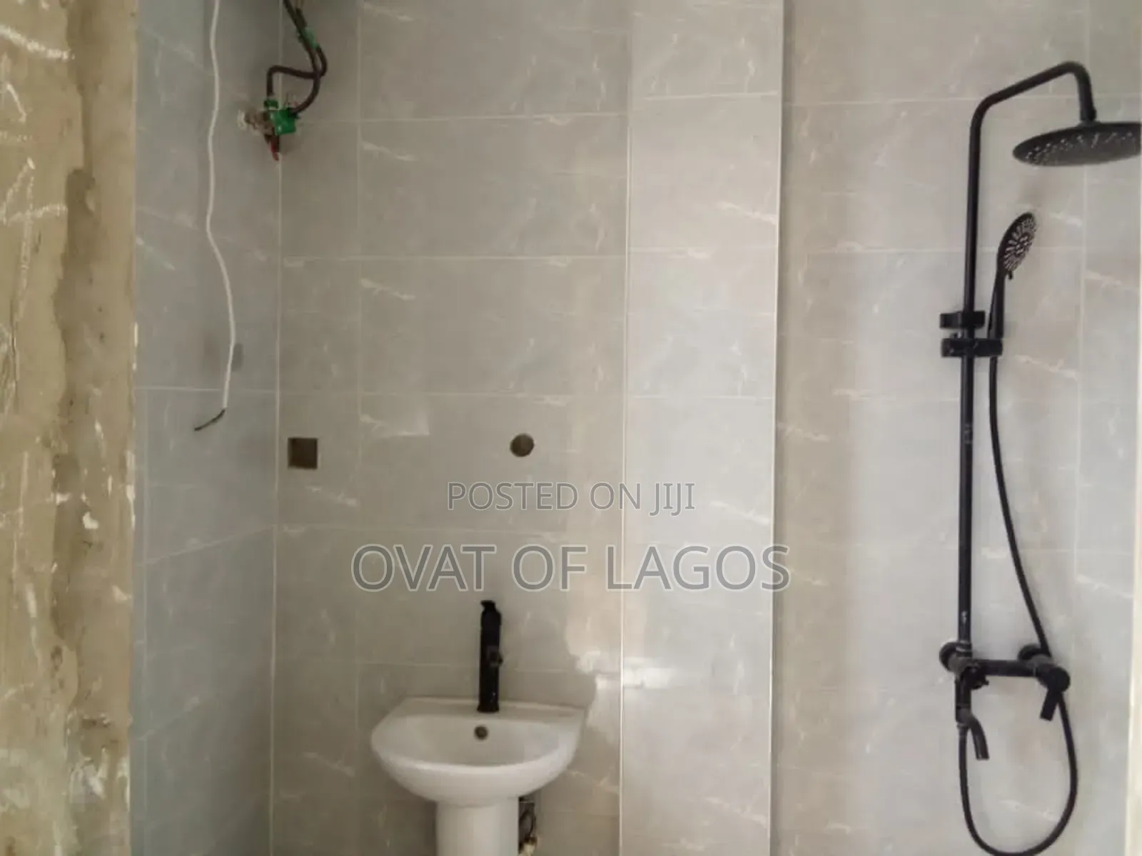 2bdrm Apartment in Ikate for sale in Ikate