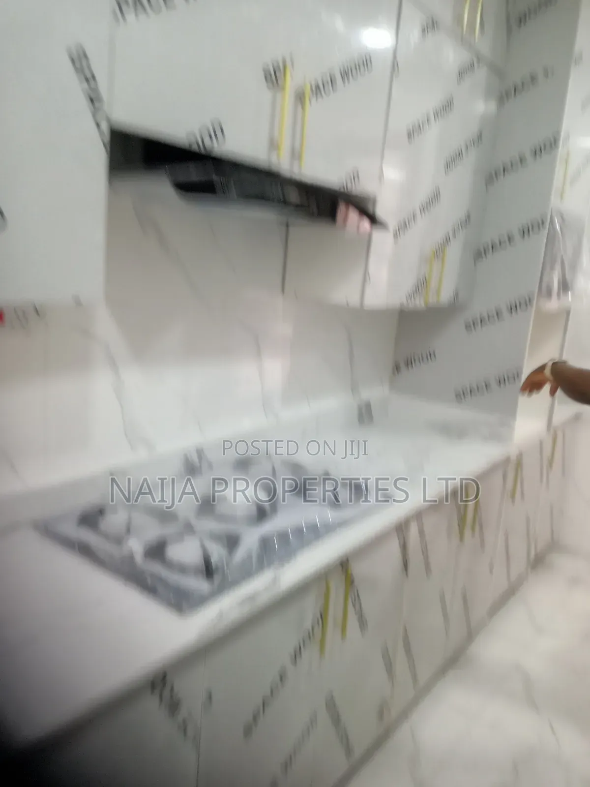 3bdrm Apartment in Ologolo, Lekki for rent in Lekki