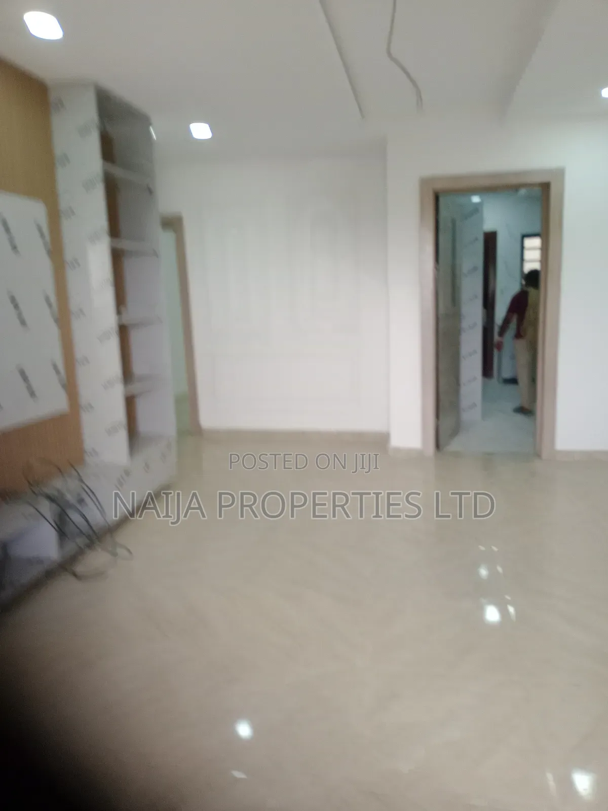 3bdrm Apartment in Ologolo, Lekki for rent in Lekki
