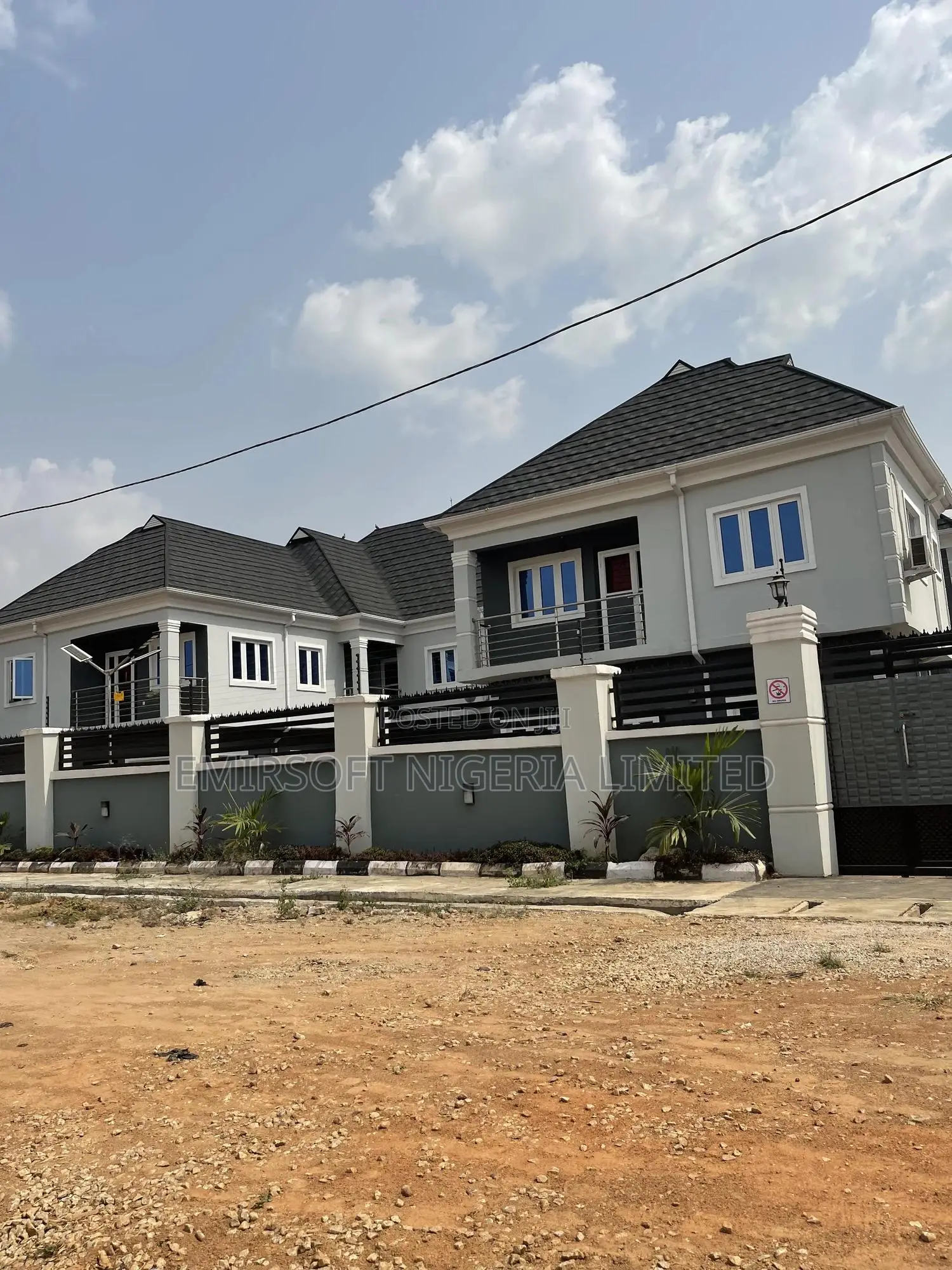 3bdrm Duplex in Owode Housing Estate, Apata for sale in Apata