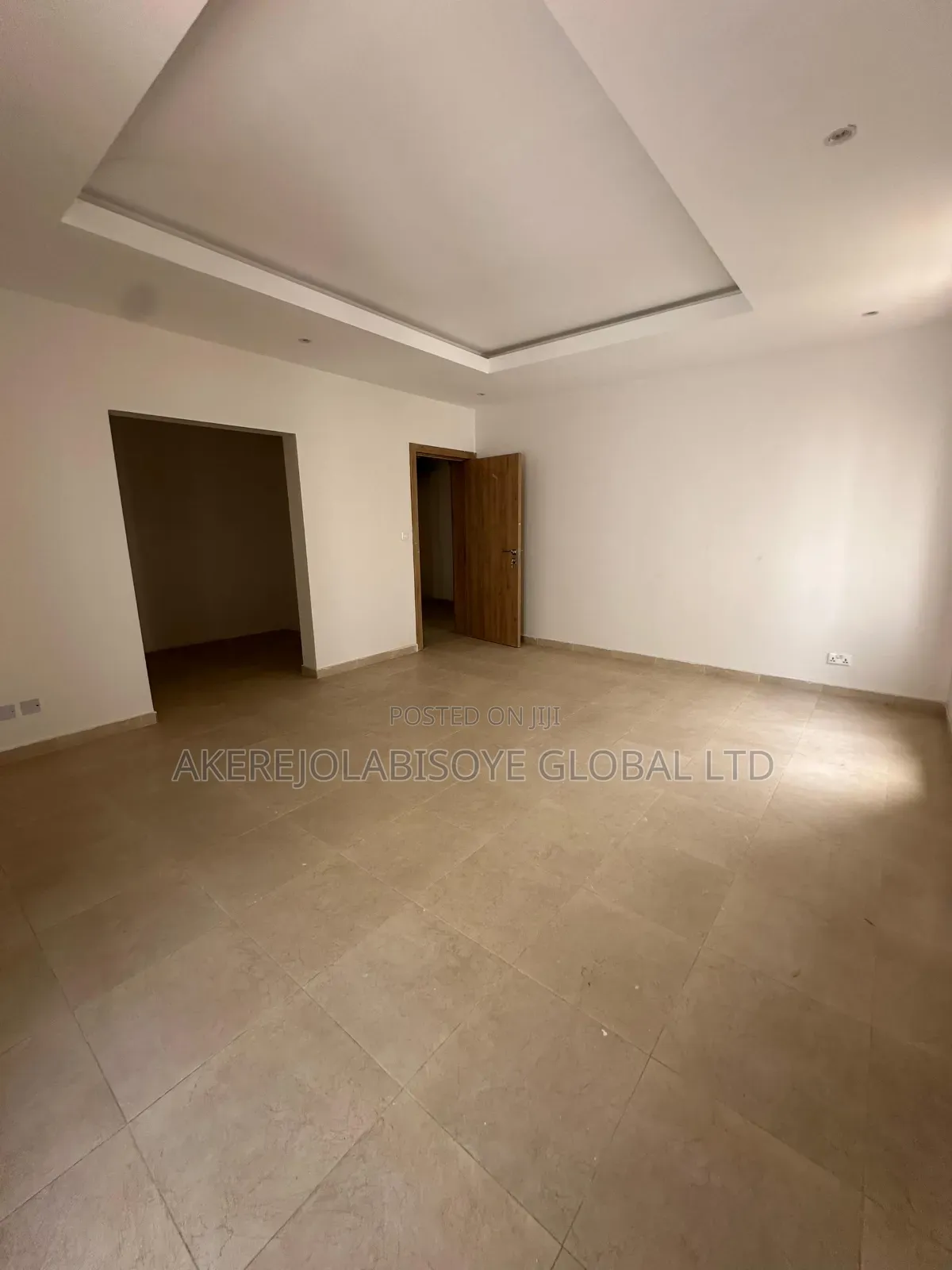 5bdrm Duplex in In An Estate Around for rent in Life Camp