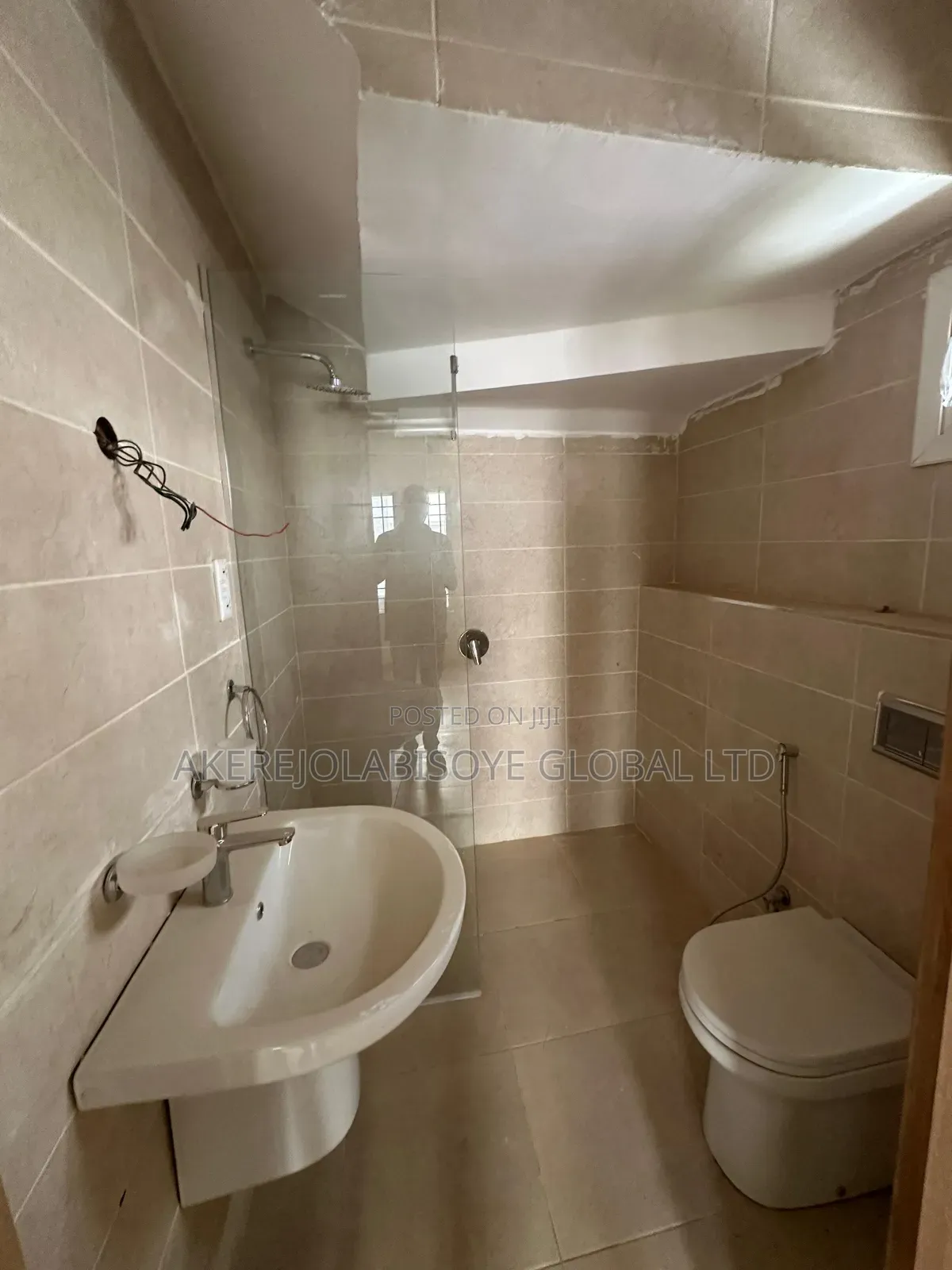 5bdrm Duplex in In An Estate Around for rent in Life Camp