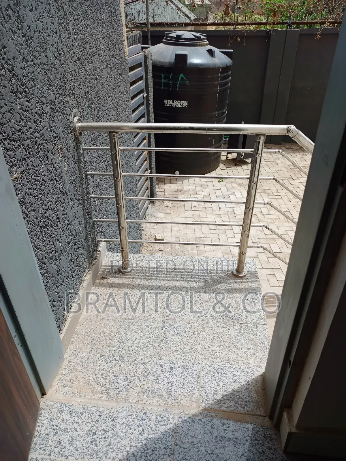 3bdrm Townhouse / Terrace in Apo District for rent in Apo District