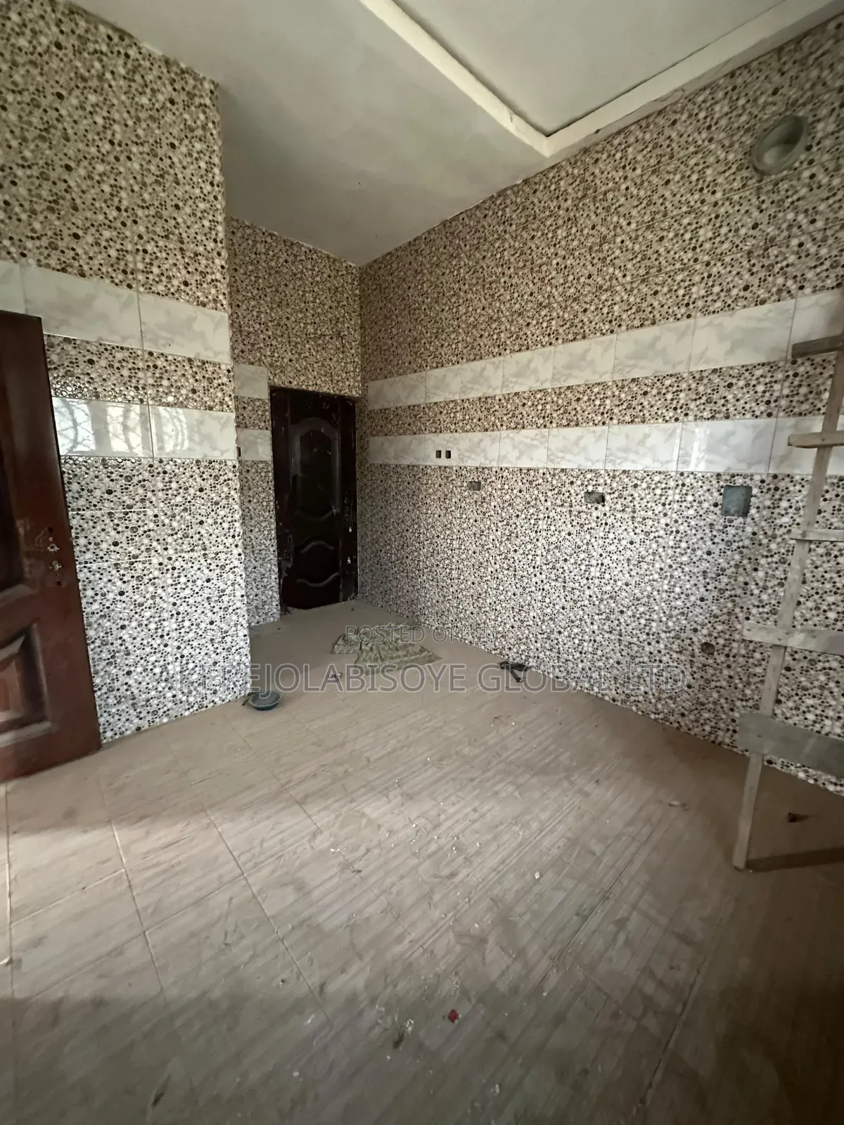 3bdrm Bungalow in In An Estate for sale in Gwarinpa