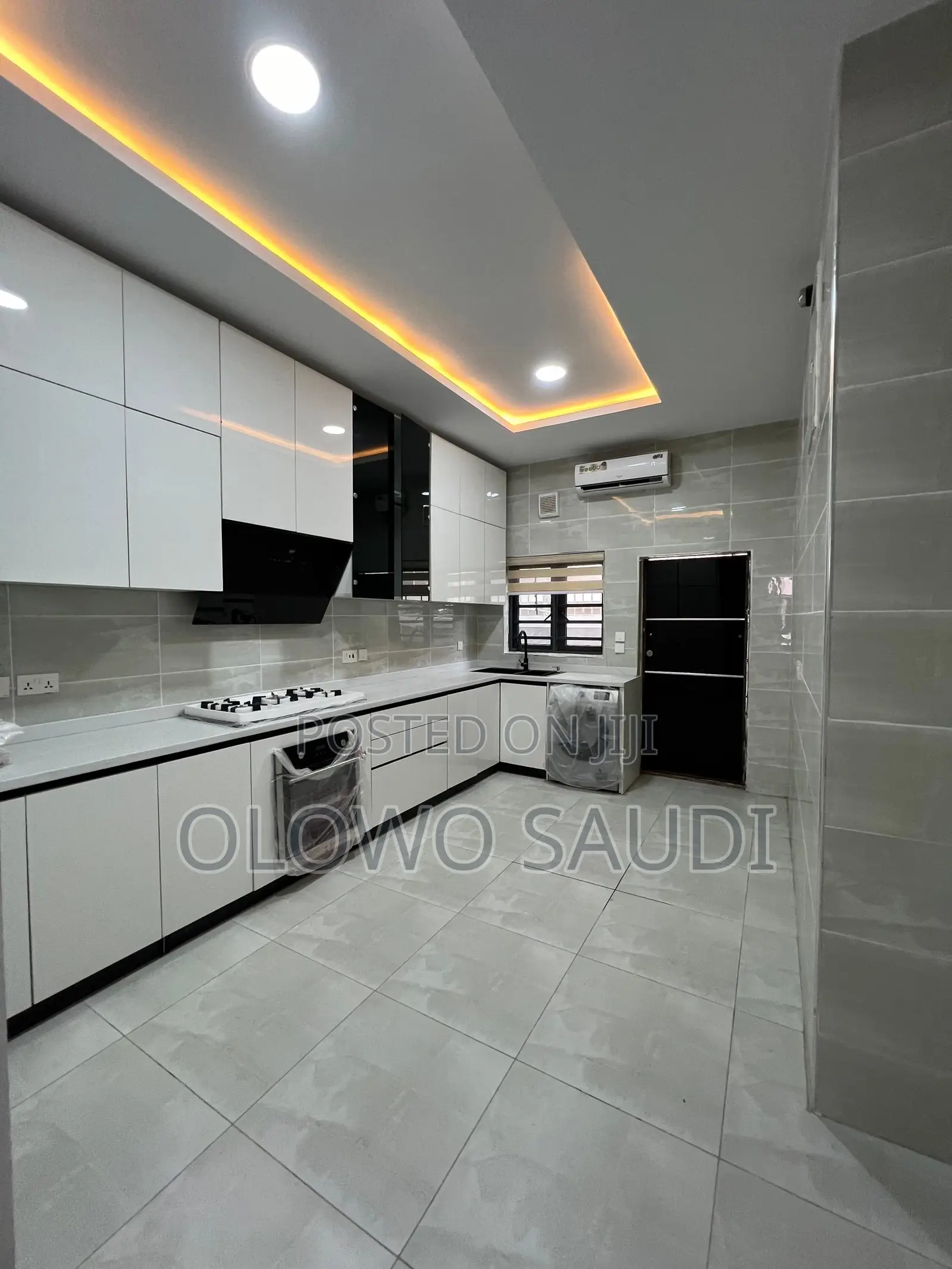 4bdrm Townhouse/Terrace in Victoria Island, Idowu Taylor for sale in Idowu Taylor