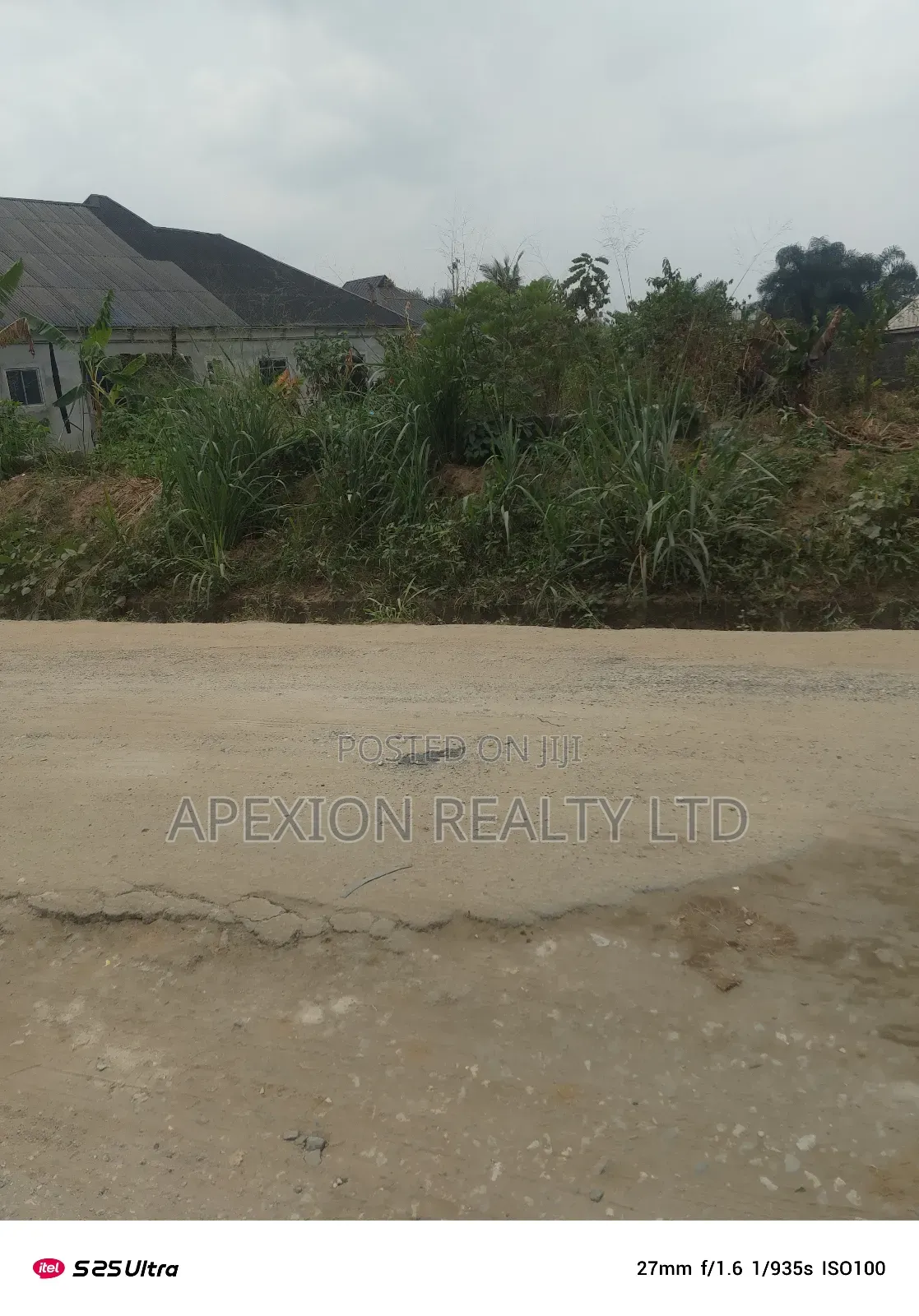Land for Sale in Off Lekki-Epe Expressway