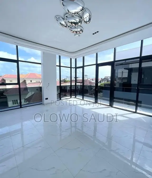 4bdrm Townhouse/Terrace in Lekki Phase 1 for sale in Lekki Phase 1