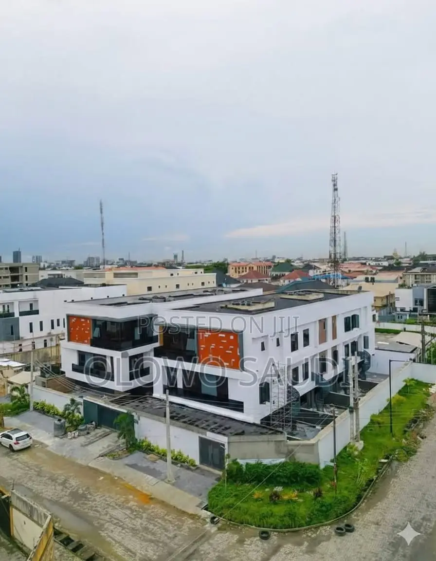 4bdrm Townhouse/Terrace in Lekki Phase 1 for sale in Lekki Phase 1
