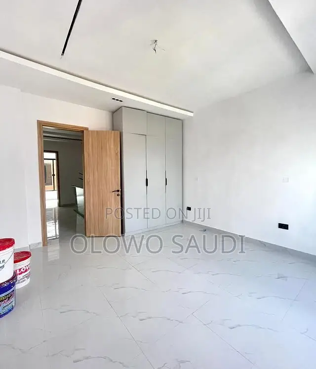 4bdrm Townhouse/Terrace in Lekki Phase 1 for sale in Lekki Phase 1