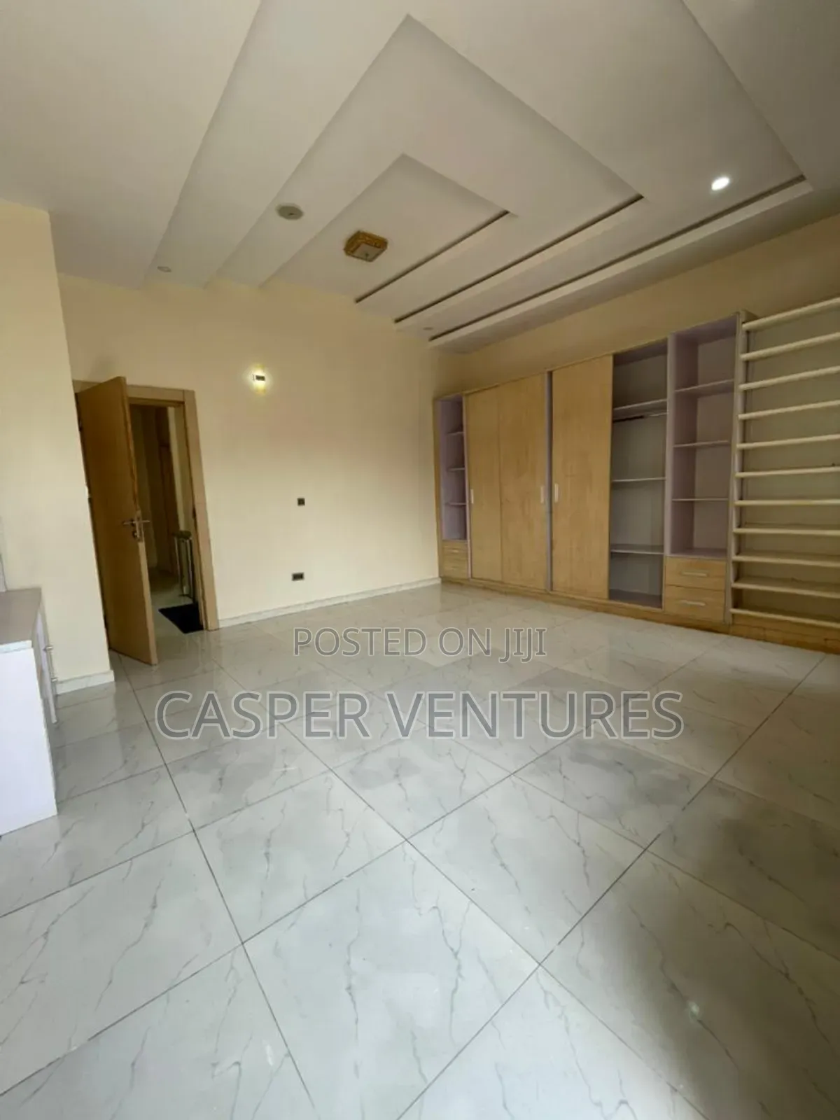 1bdrm Shared Apartment in Ikota Villa for rent in Ikota