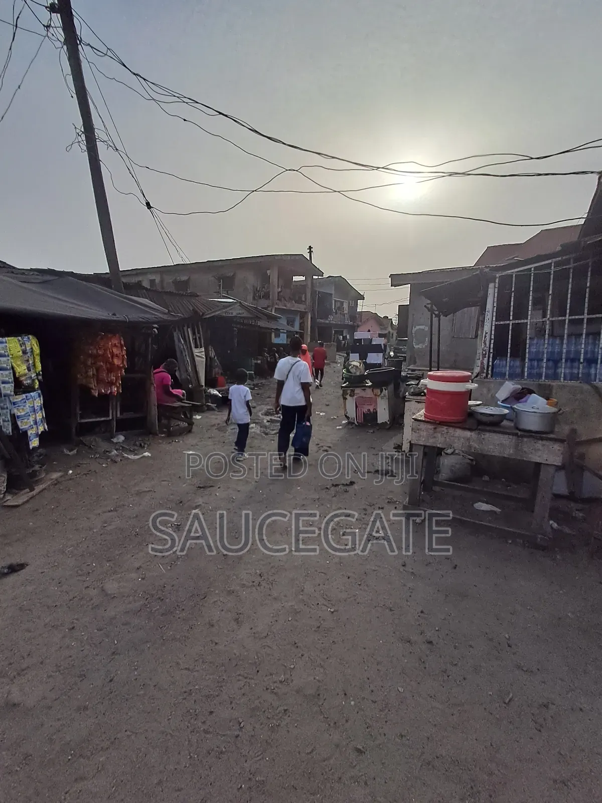 An Old House for Sale Opposite Article Market Old Ojo Road Dry 29mil in Satelite Town