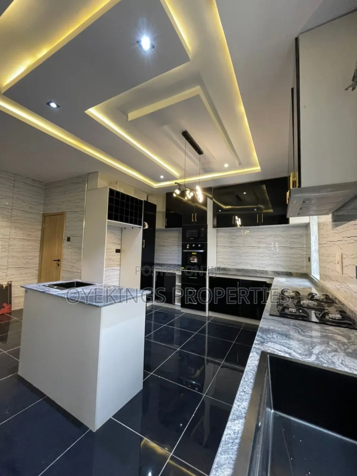 4bdrm Duplex in Akoto, Akala Express for sale in Akala Express