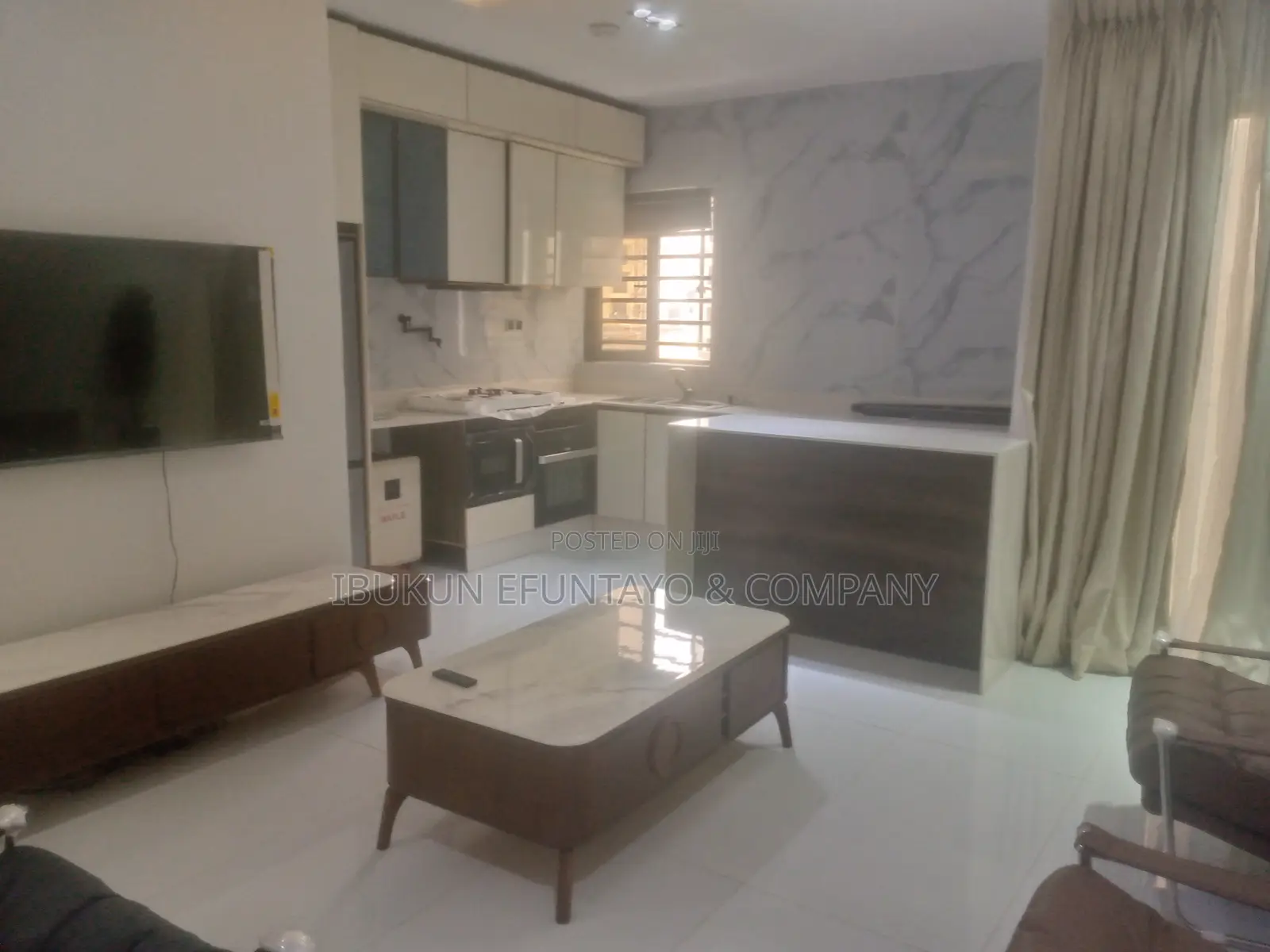 Furnished 1bdrm Apartment in Lekki Phase 1 for sale in Lekki Phase 1