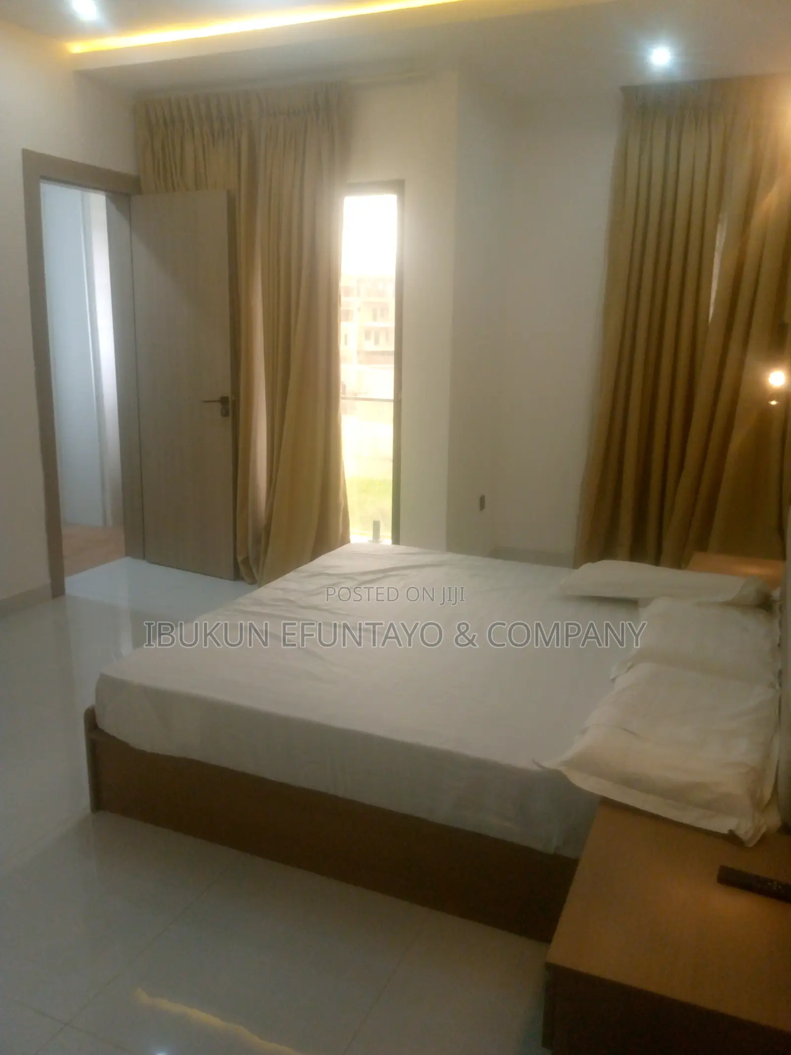 Furnished 1bdrm Apartment in Lekki Phase 1 for sale in Lekki Phase 1