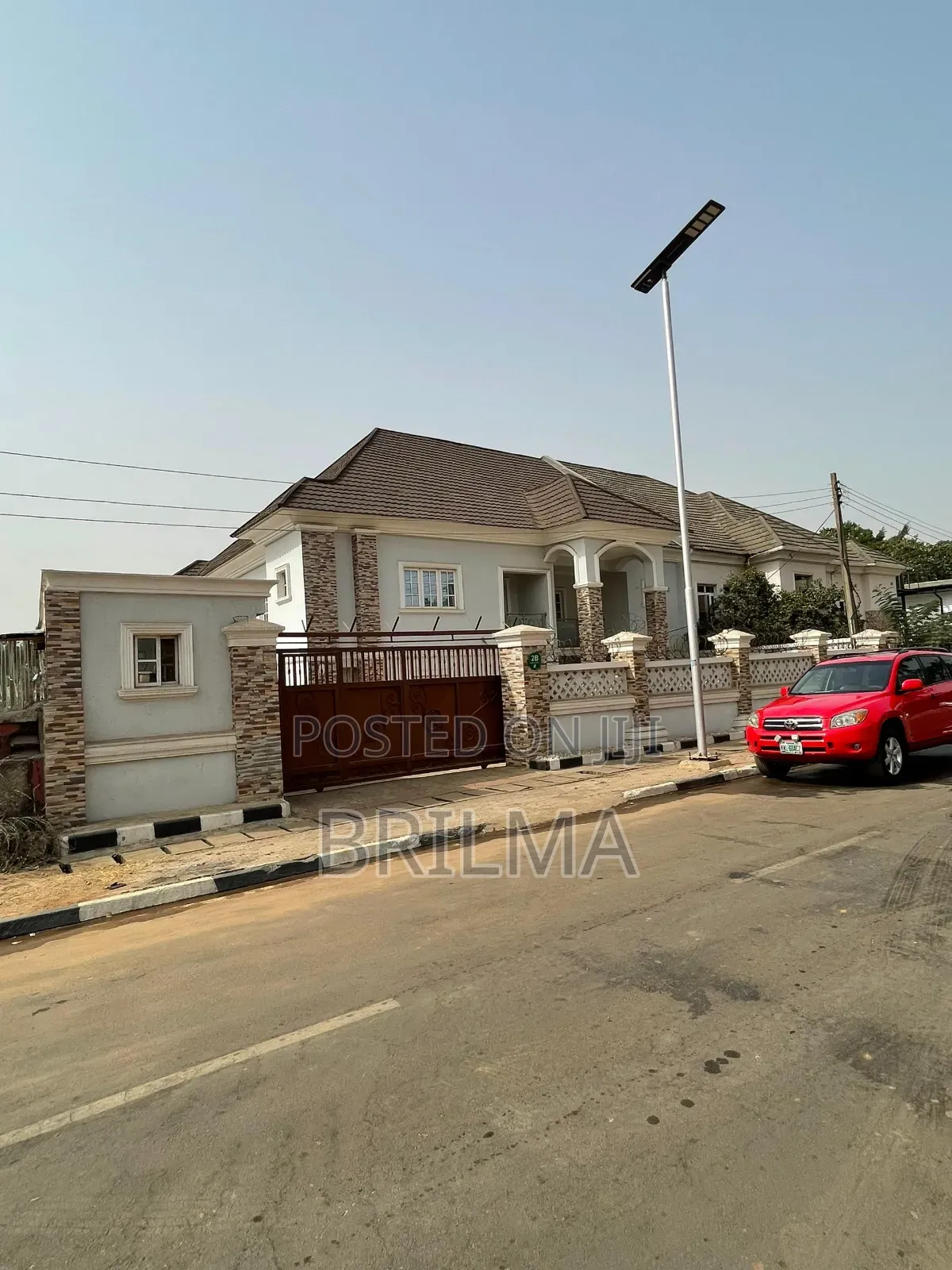 6bdrm Duplex in Zone 6 / Wuse for sale in Zone 6 / Wuse