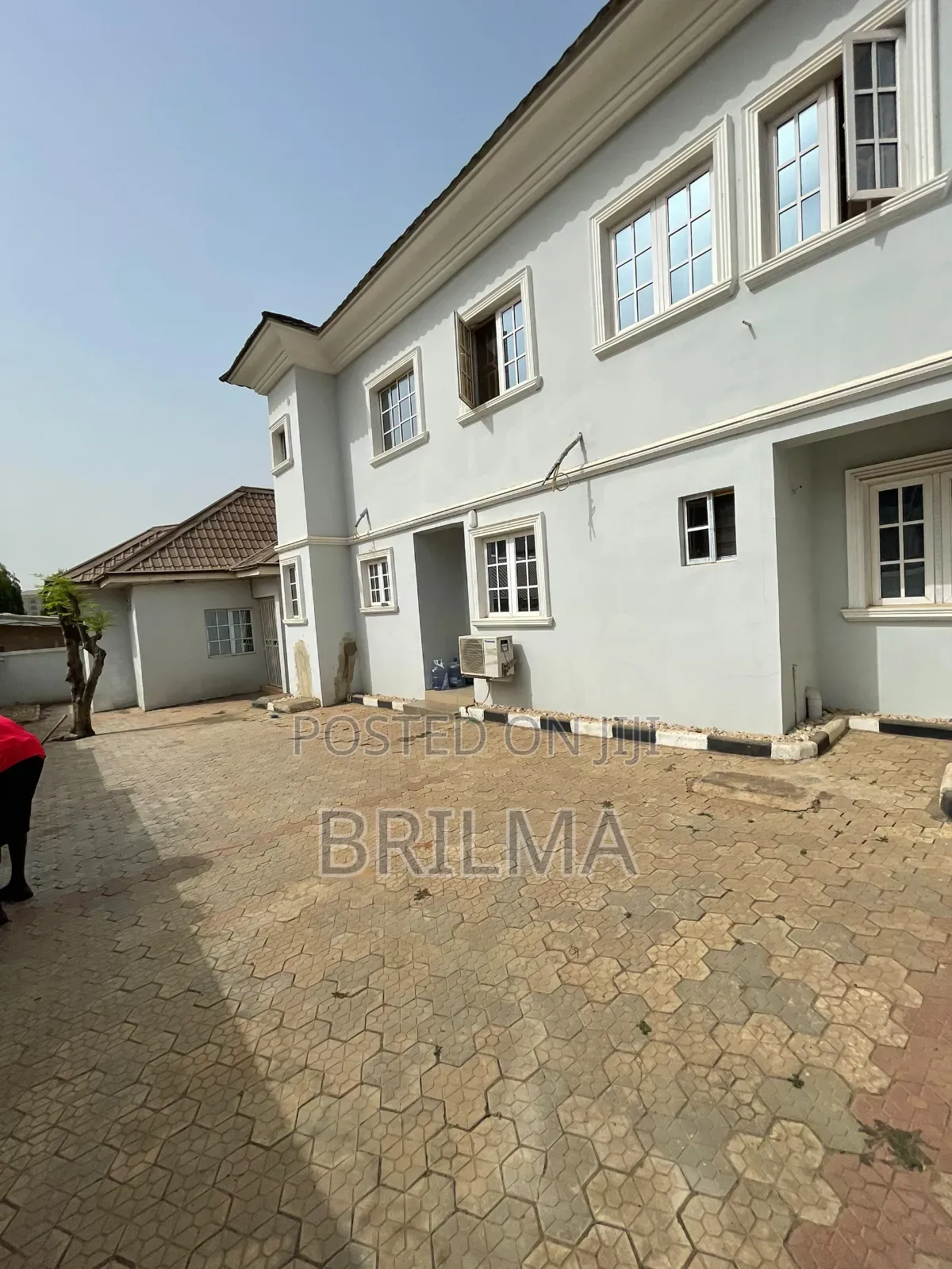 6bdrm Duplex in Zone 6 / Wuse for sale in Zone 6 / Wuse