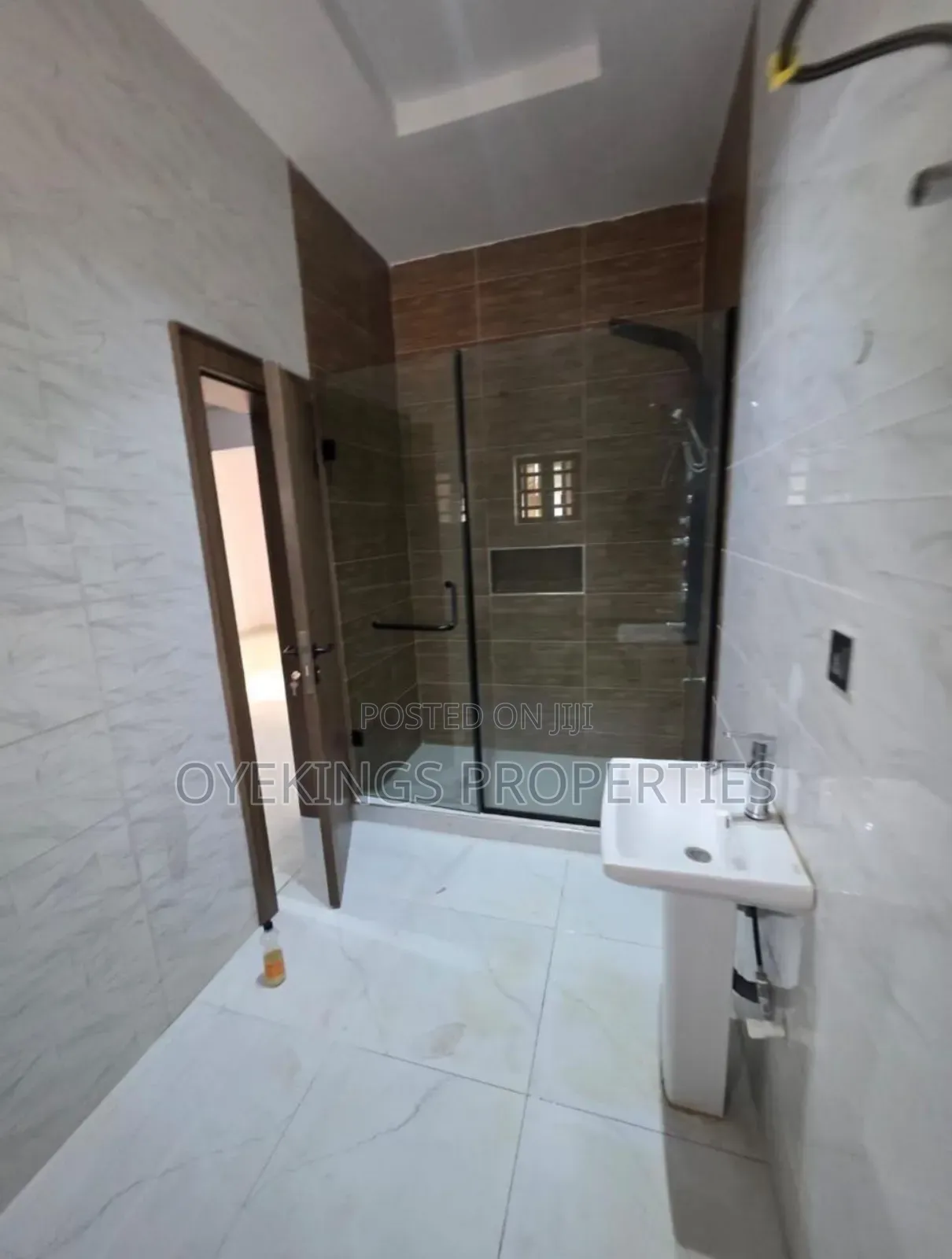 4bdrm Duplex in Carlton Gate Estate, Akobo for sale in Akobo