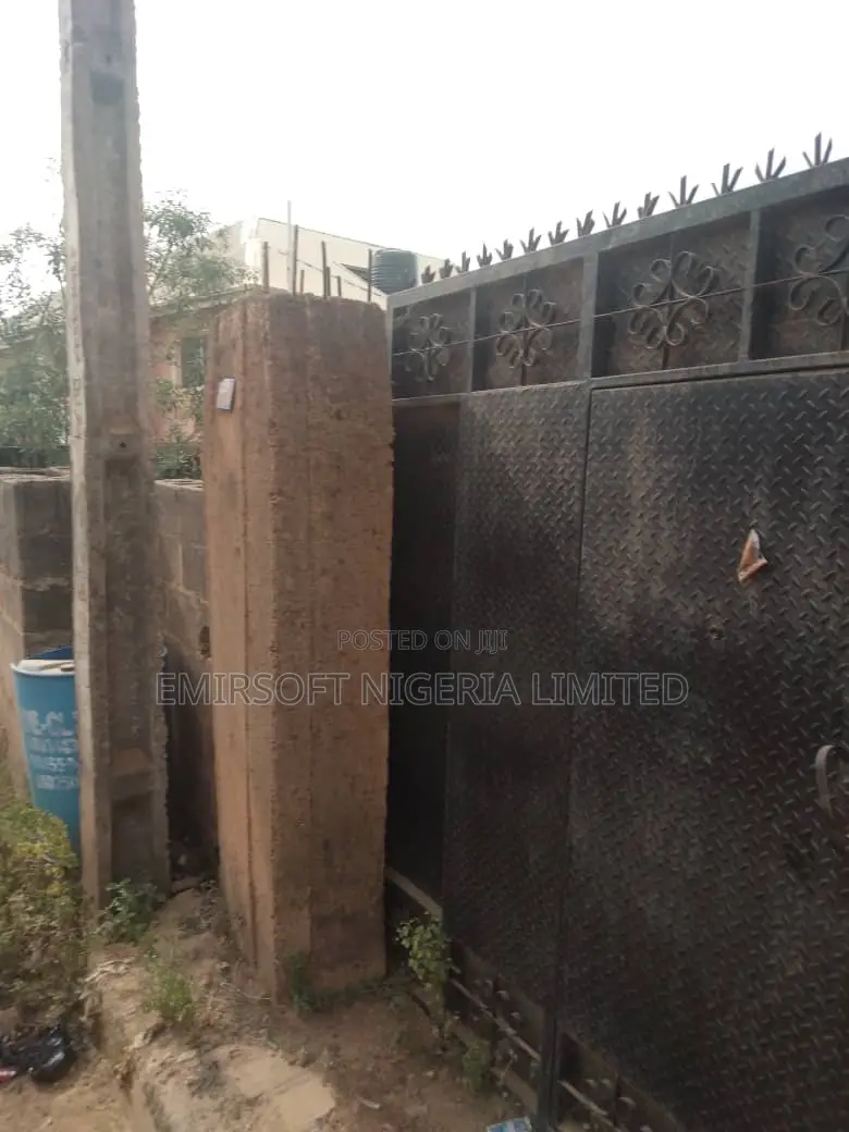 3bdrm Bungalow in Ire Akari, Akala Express for sale in Akala Express