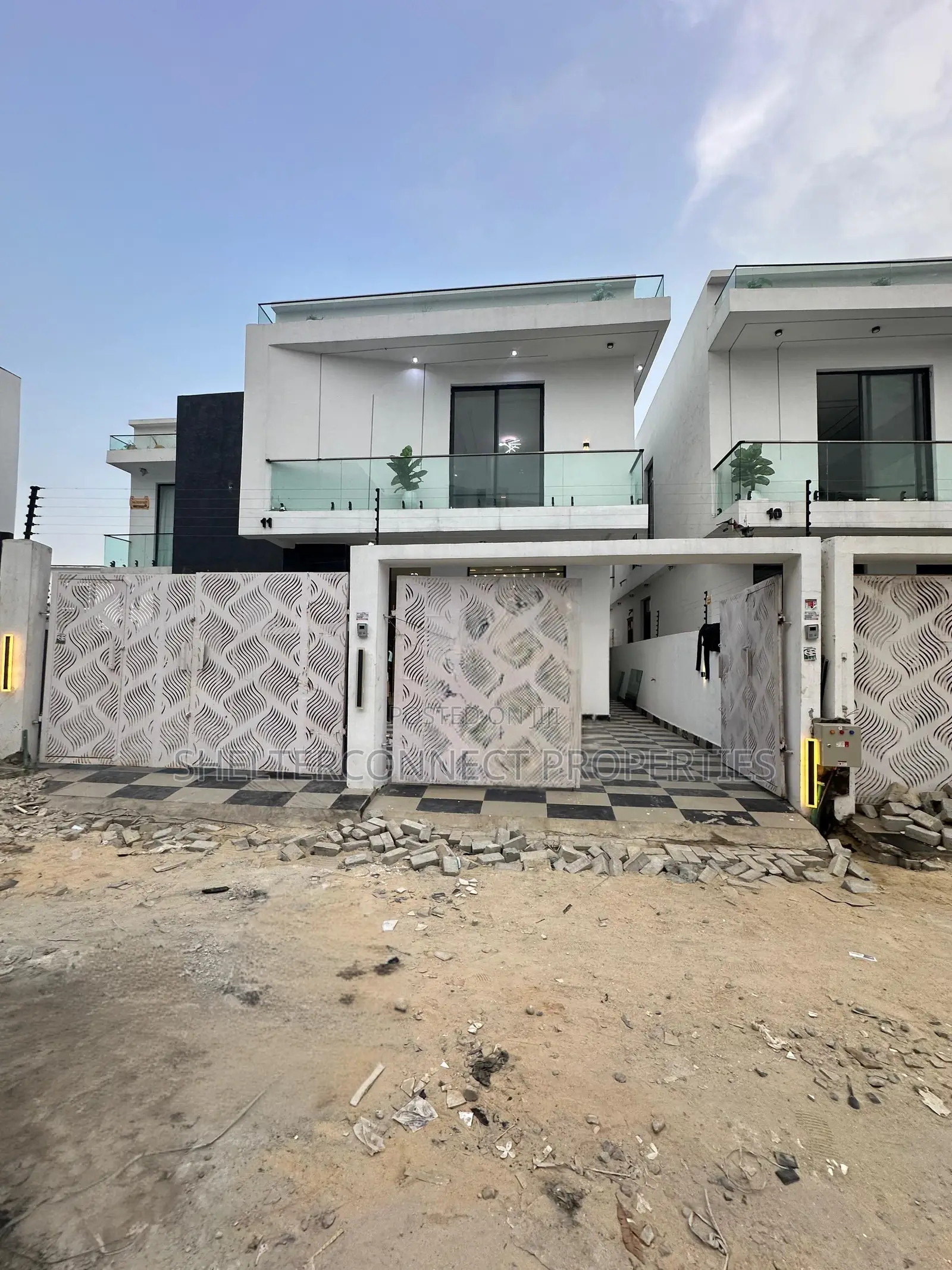 4bdrm Duplex in Lekki for sale in Lekki