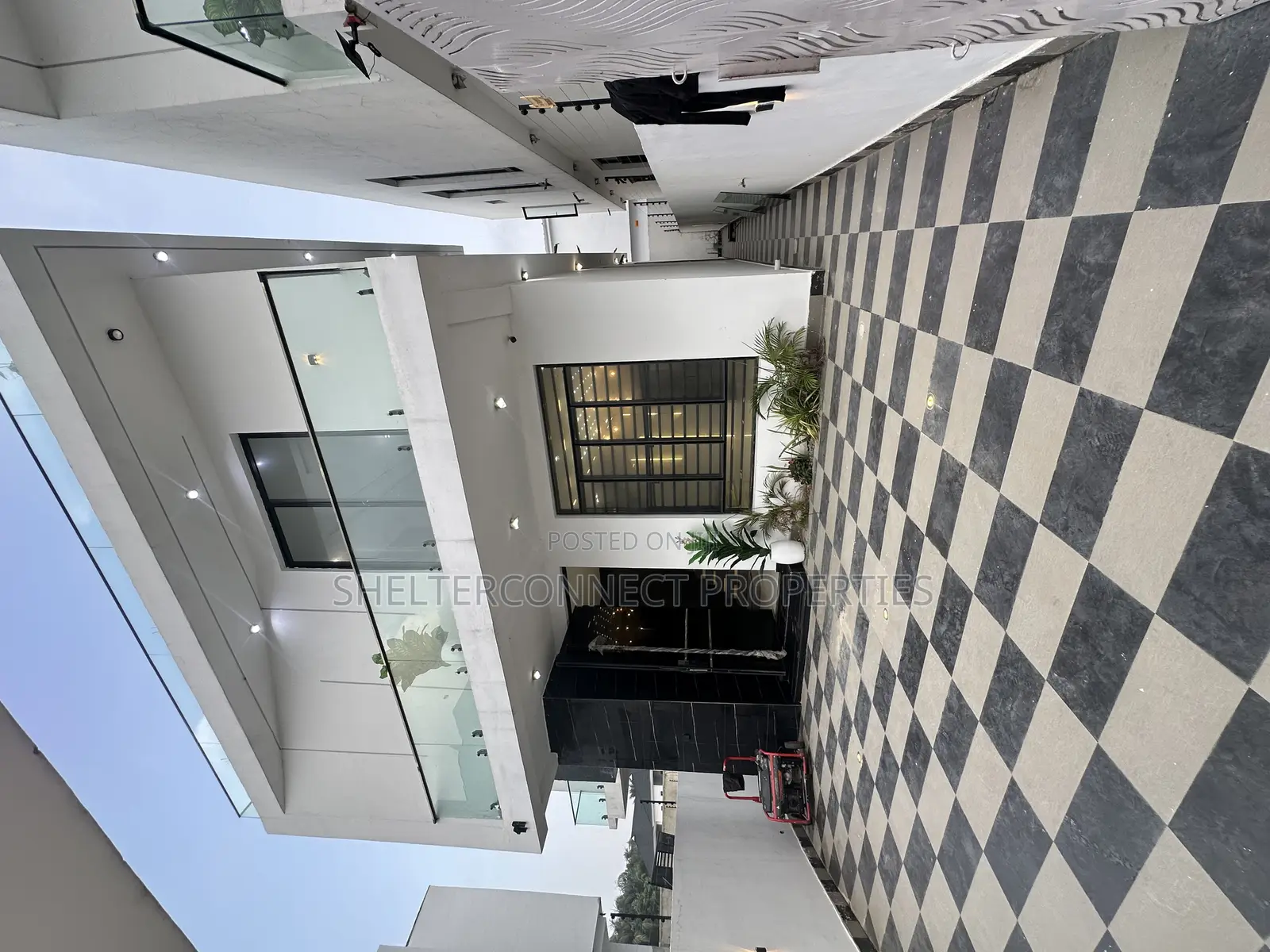 4bdrm Duplex in Lekki for sale in Lekki