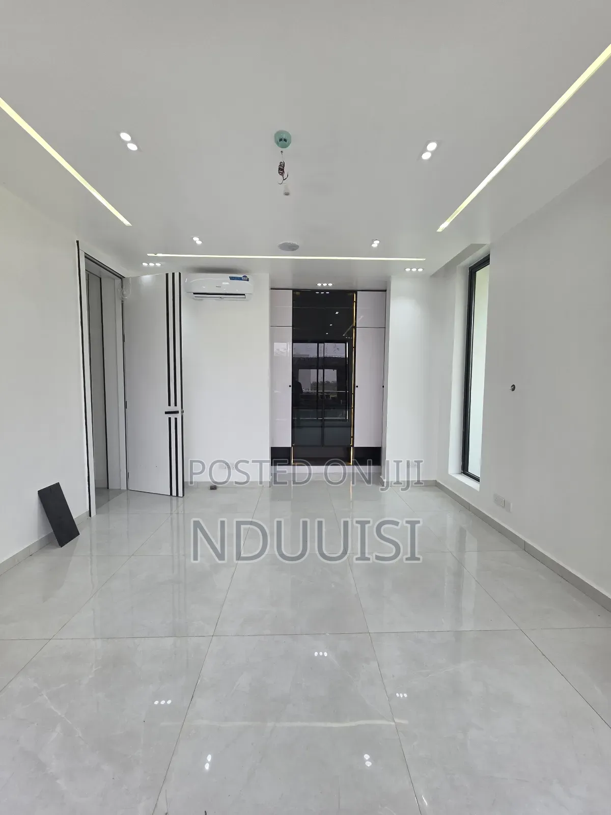 5bdrm Duplex in Cowrie Creek Estate, Lekki Phase 1 for sale in Lekki Phase 1