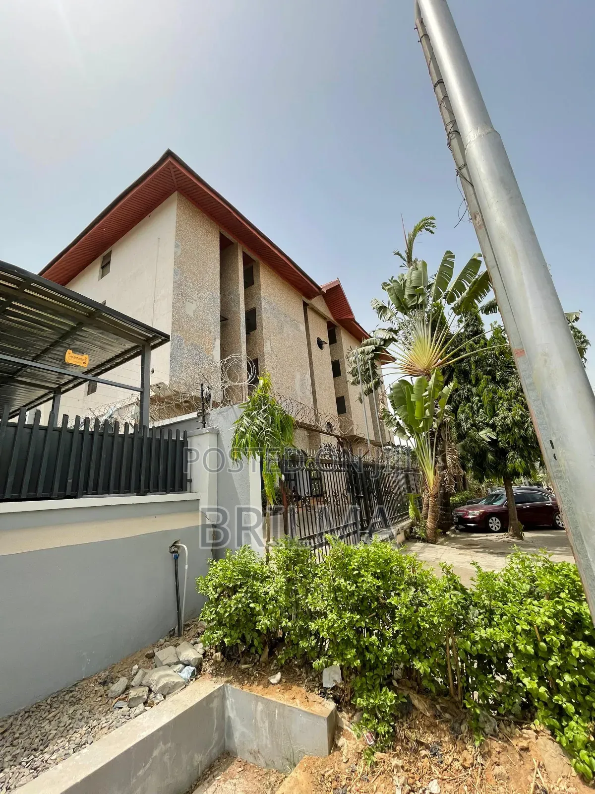 Hotel in Wuse for Sale in Zone 5 / Wuse